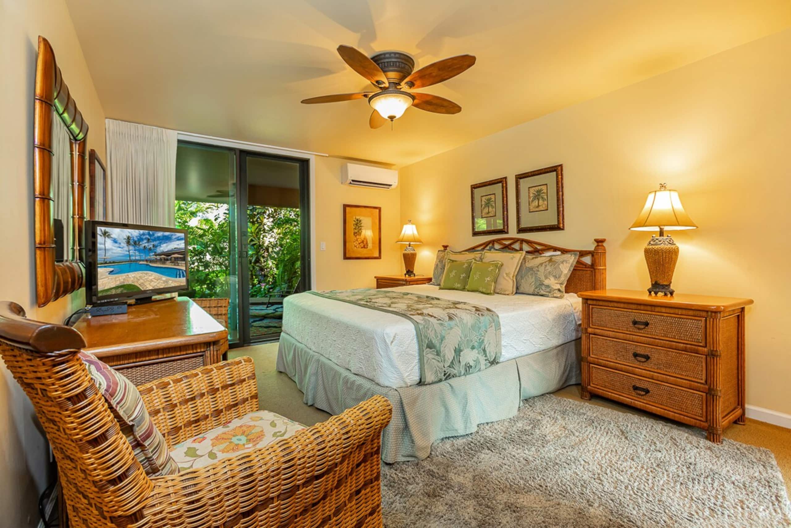 Beachfront Wailea condo w/ garden lanai - Photo 18