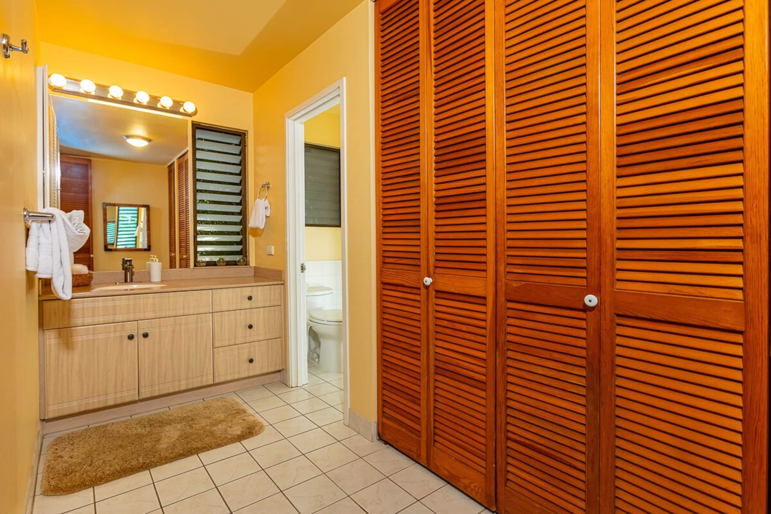 Beachfront Wailea condo w/ garden lanai - Photo 24