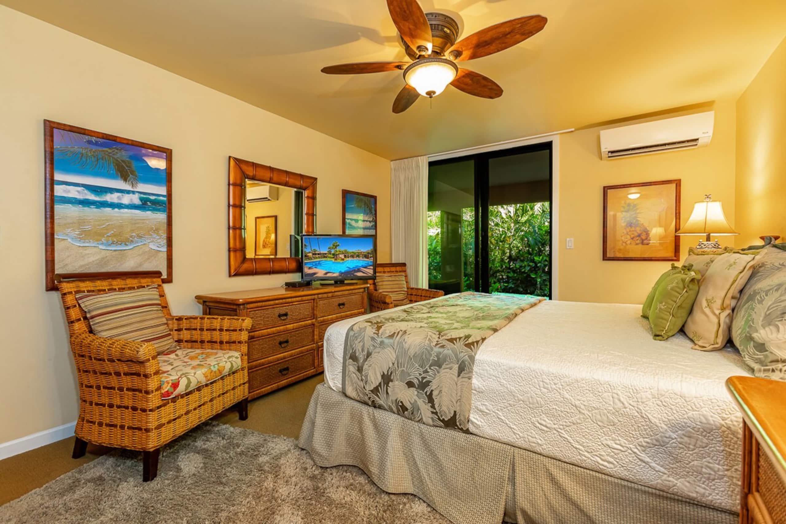 Beachfront Wailea condo w/ garden lanai - Photo 22