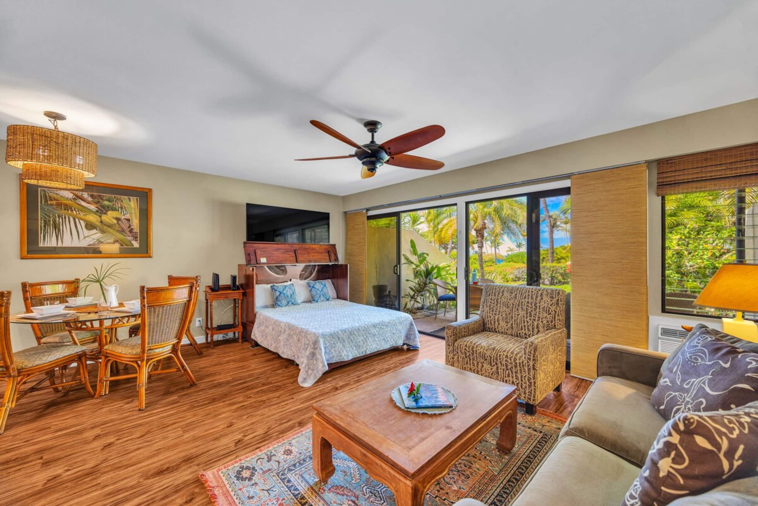 Tranquil Retreat surrounded by Tropical Garden - Photo 31