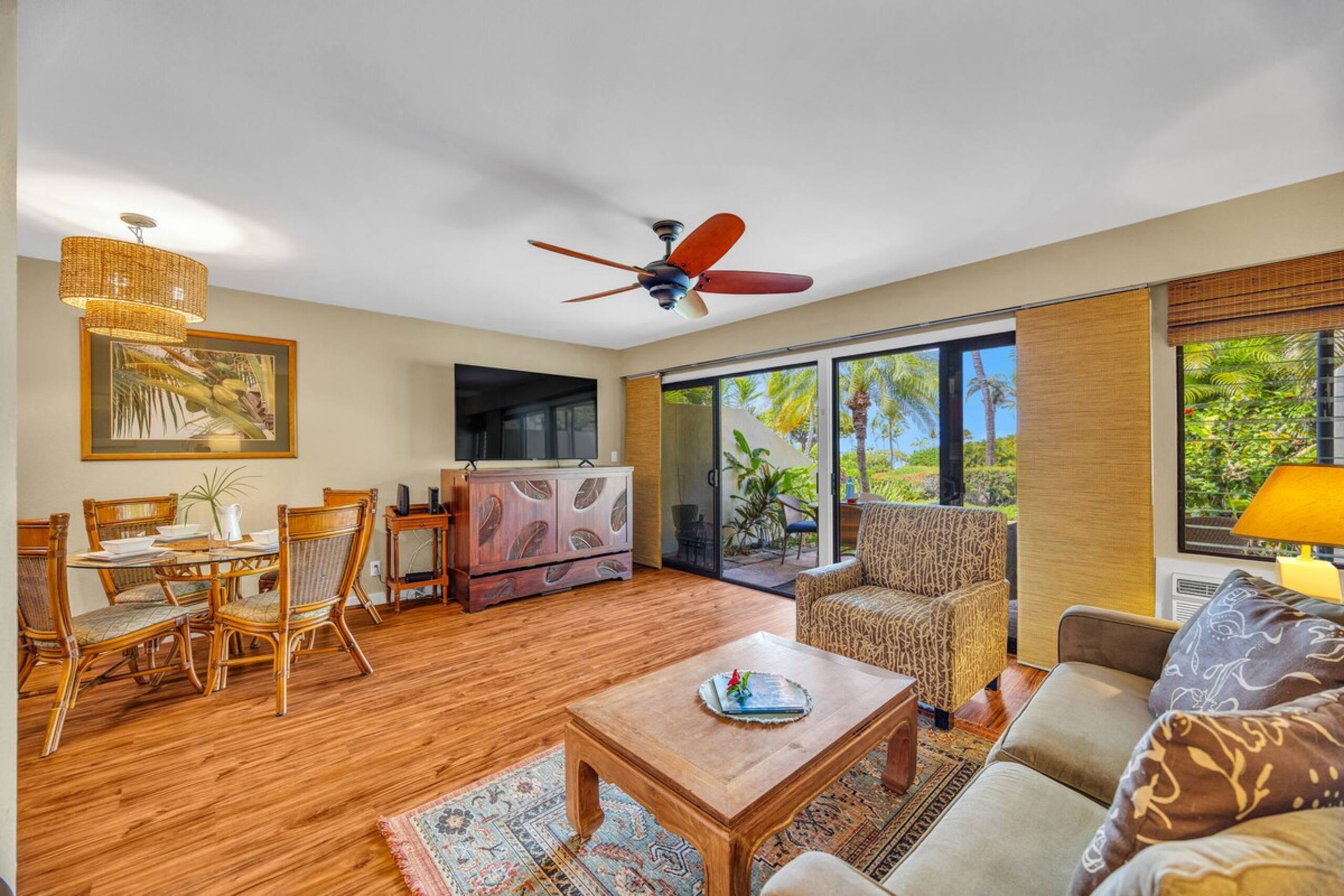 Tranquil Retreat surrounded by Tropical Garden - Photo 29