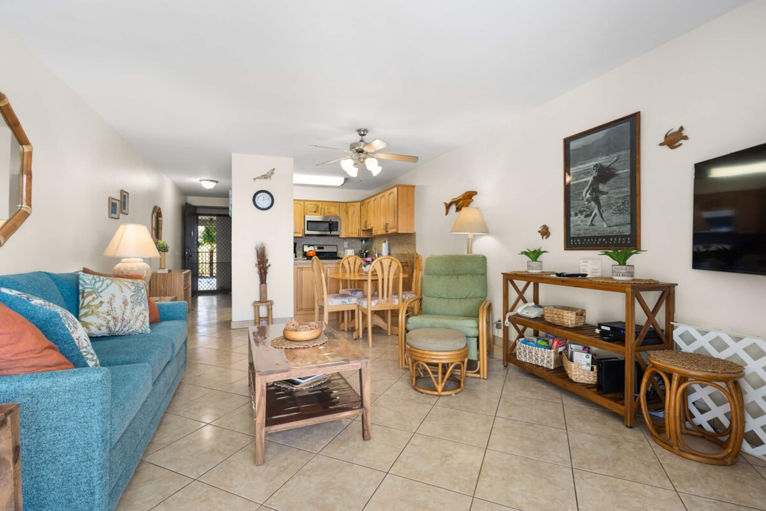 Tropical Escape Poolside Condo with Beach Access - Photo 6