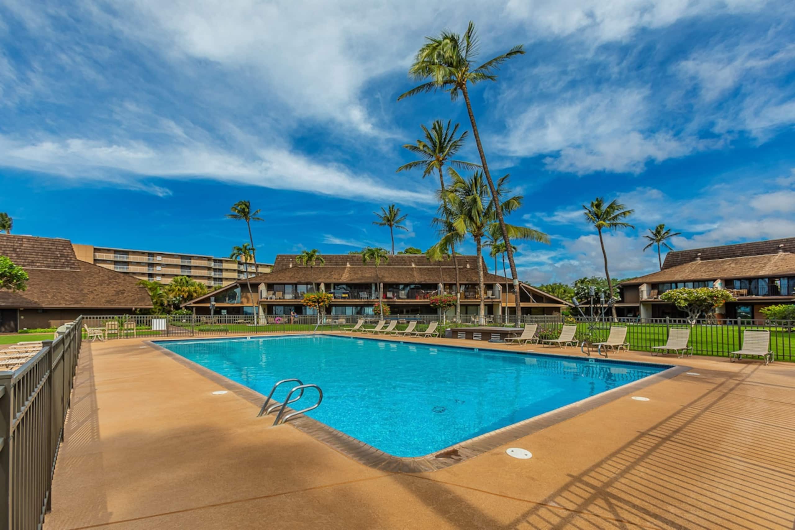 Oceanfront condo w/ sunset lanai views, pools - Photo 50