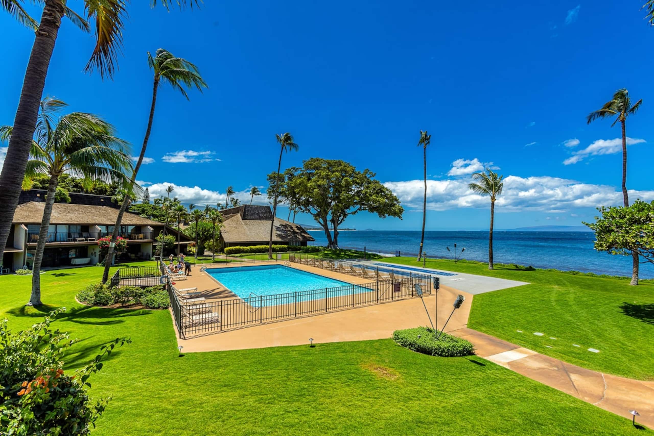 Oceanfront condo w/ sunset lanai views, pools - Photo 55