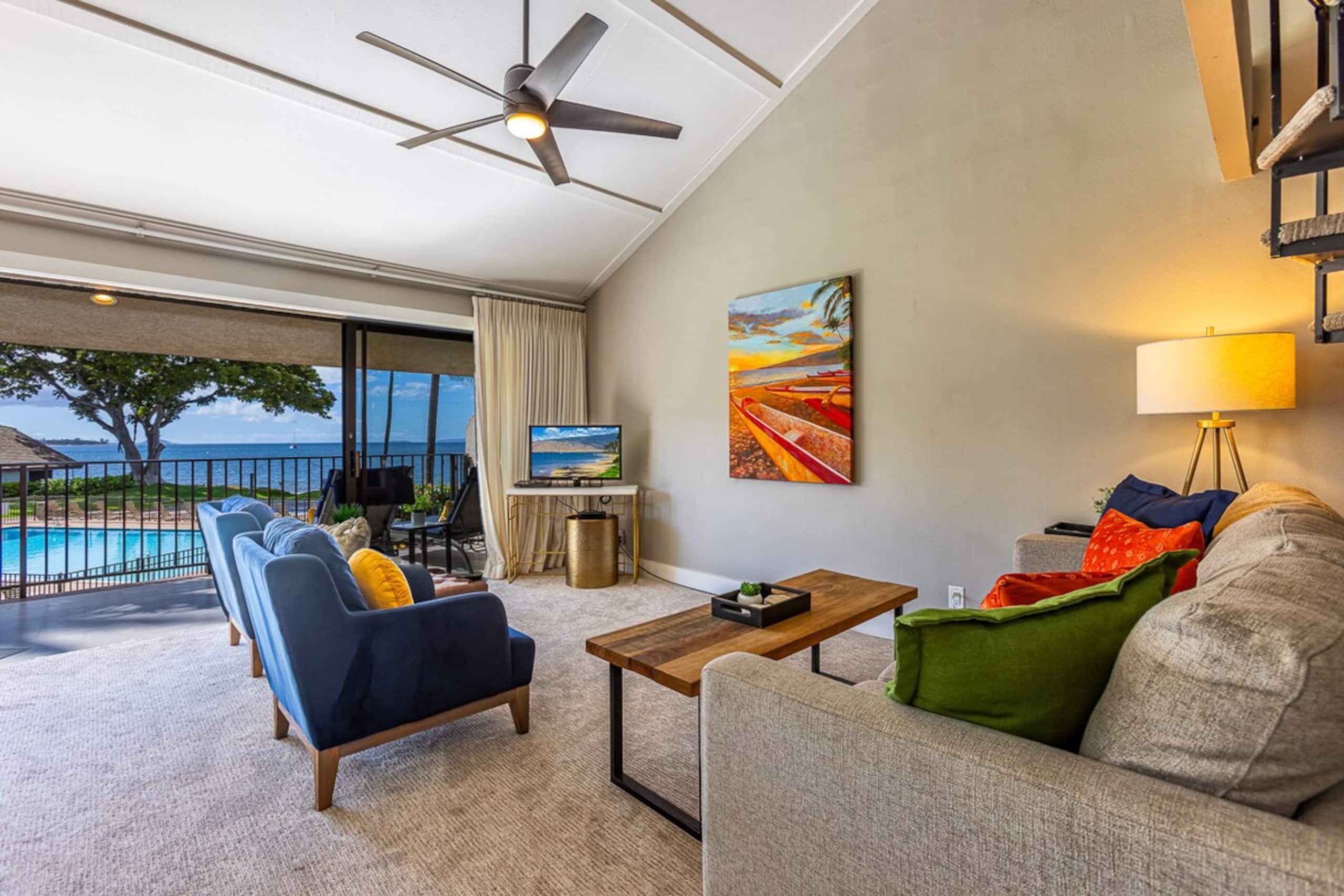 Oceanfront condo w/ sunset lanai views, pools - Photo 6