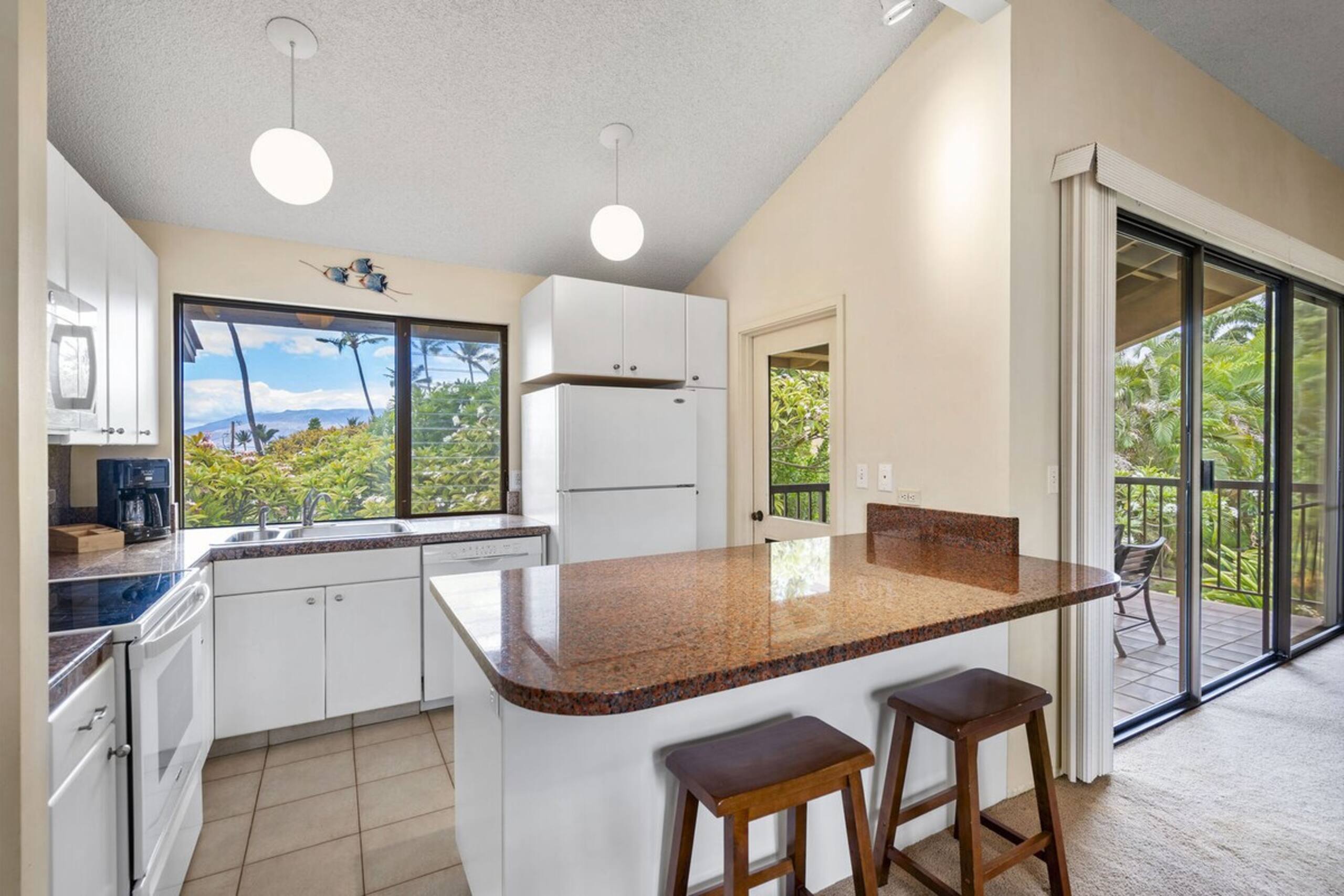Wailea Ekahi 20J - Garden Hideaway, Lush Trees, AC - Photo 2