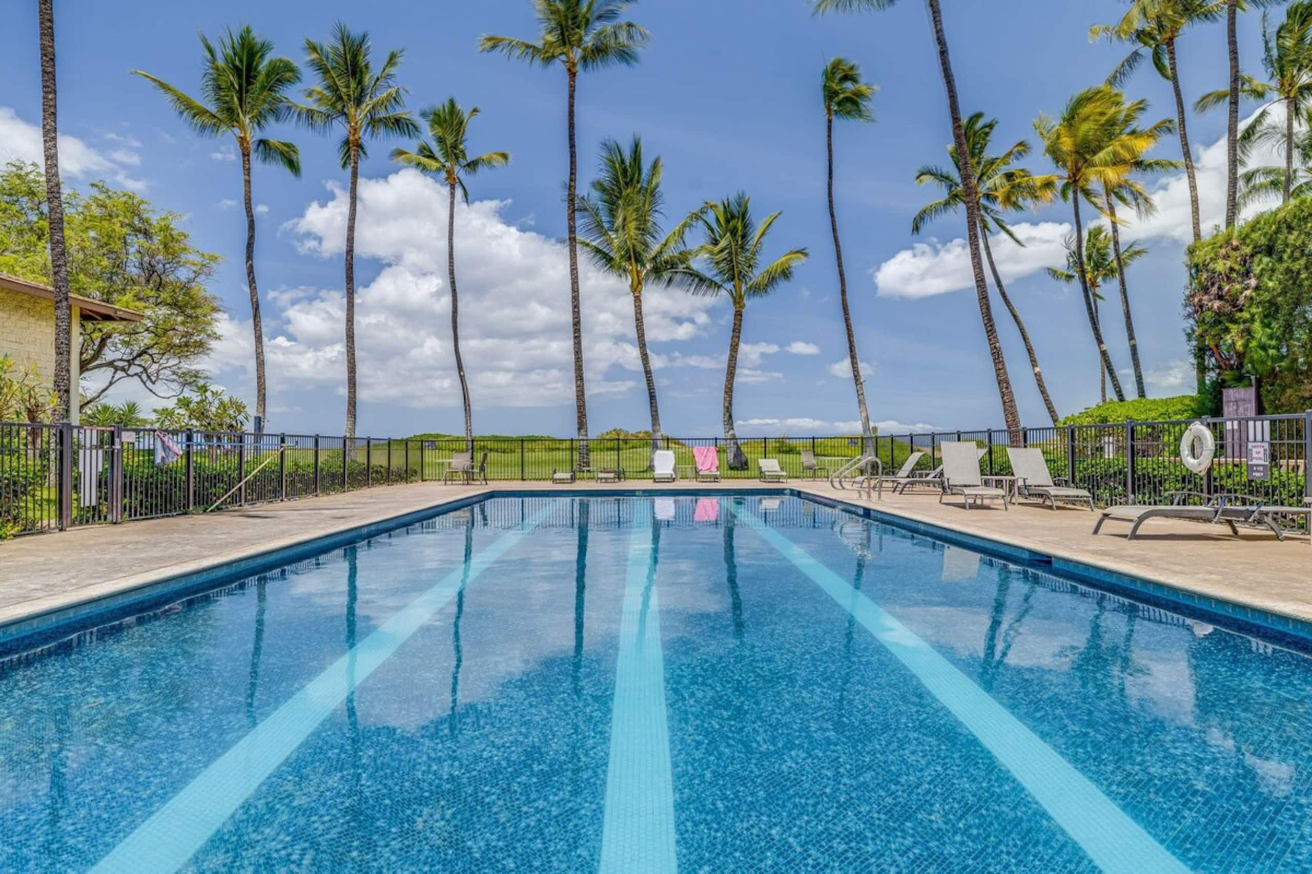 Oceanfront Unit in a Gorgeous Tropical Complex wit - Photo 4