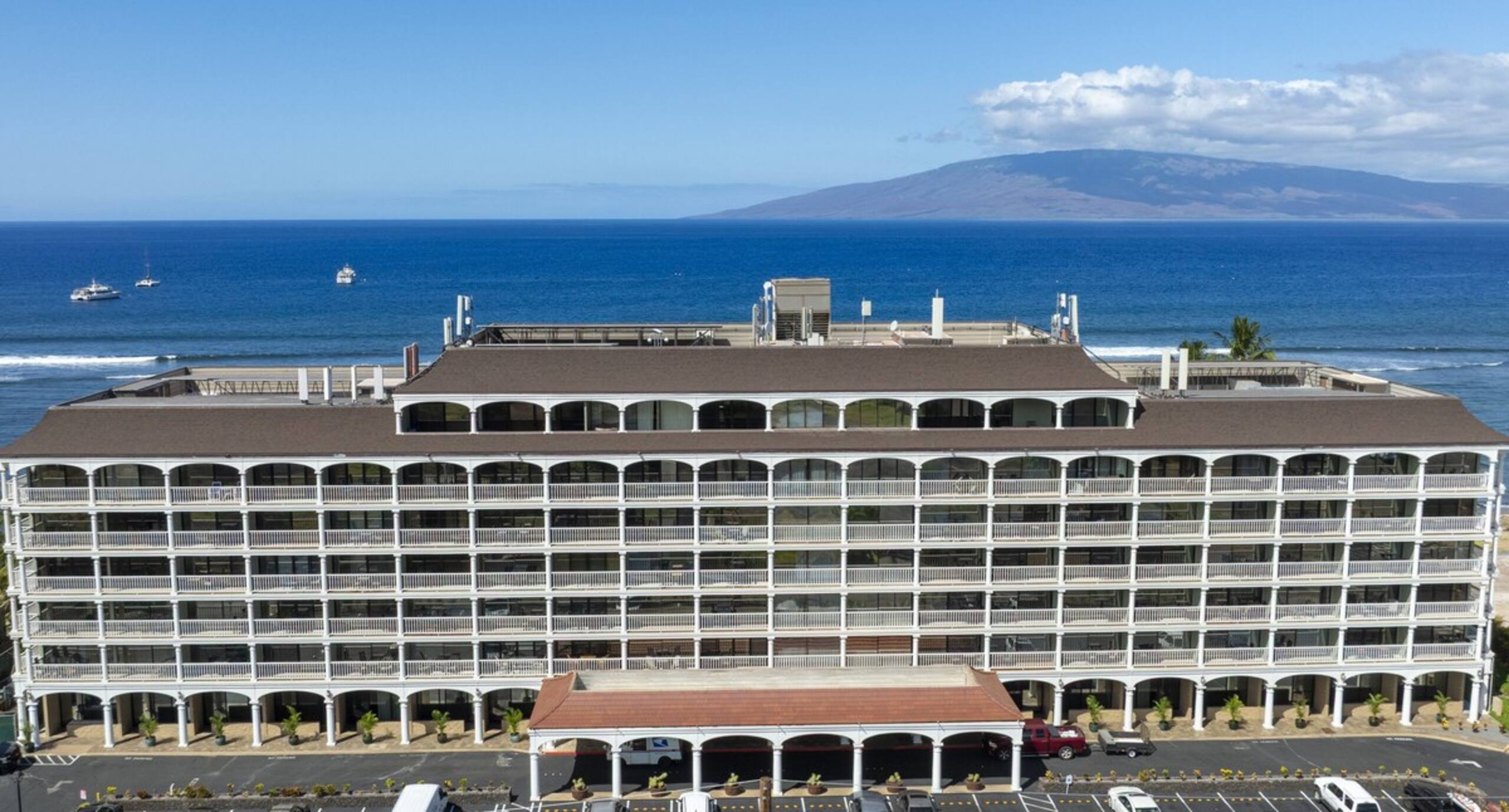 Beachfront Lahaina Shores 317 - Photo 32