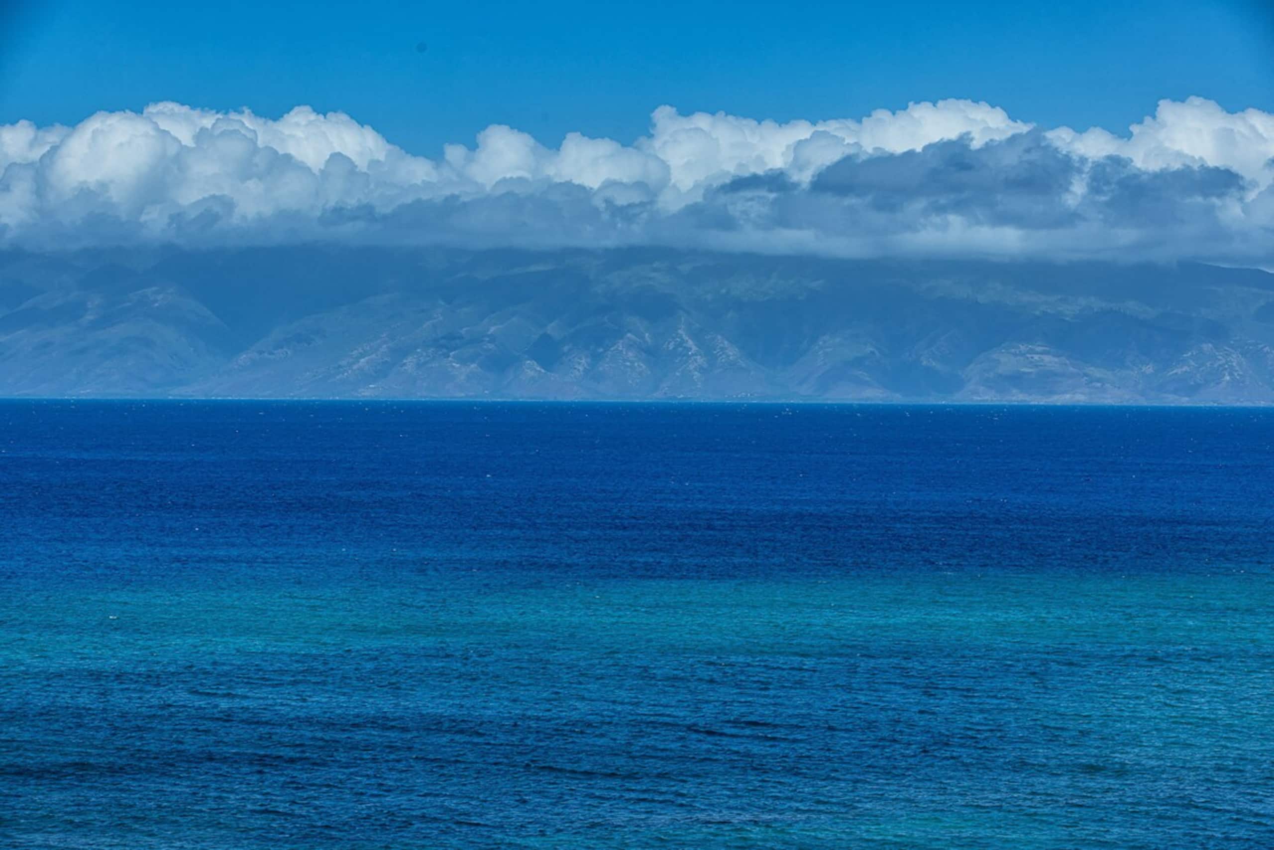 Oceanfront 1BR Kahana w/ whale views - Photo 18