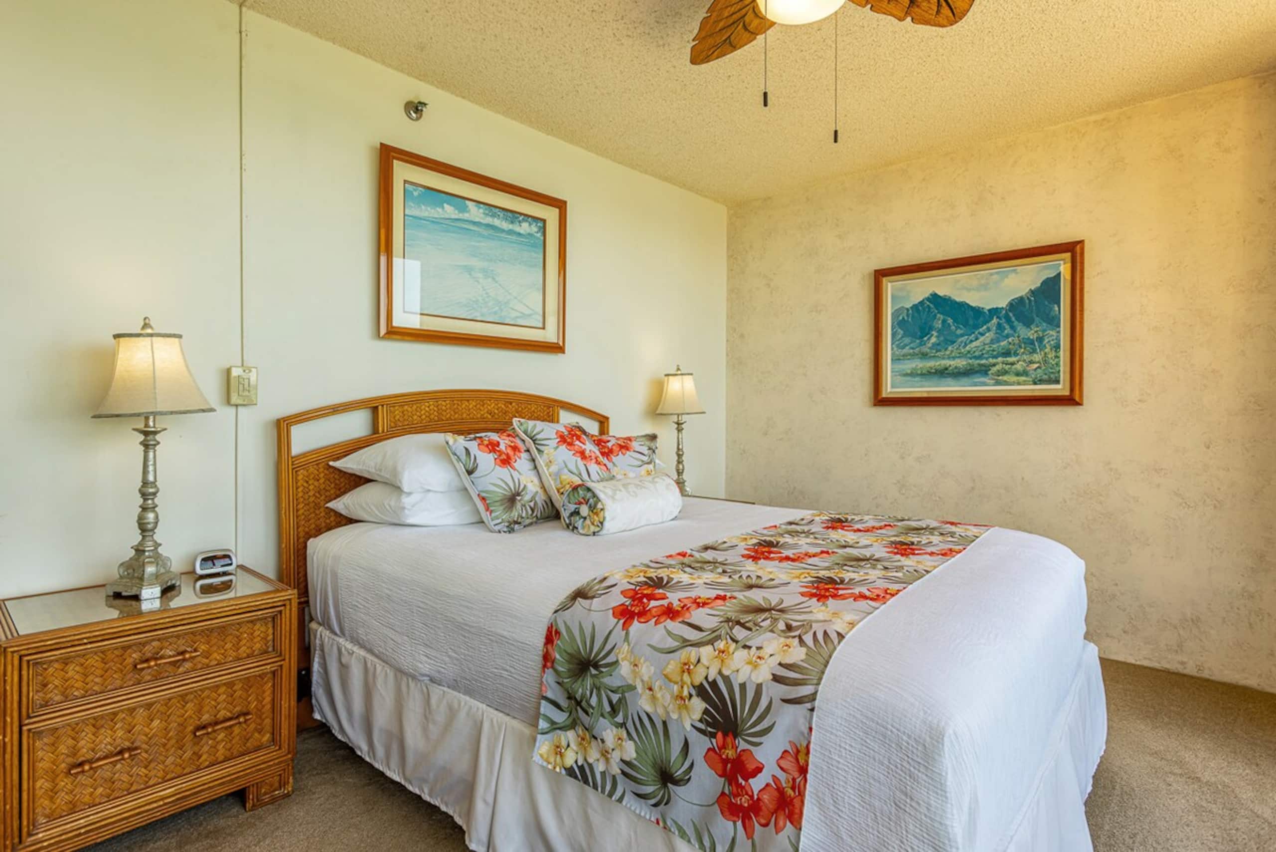 Oceanfront 1BR Kahana w/ whale views - Photo 15
