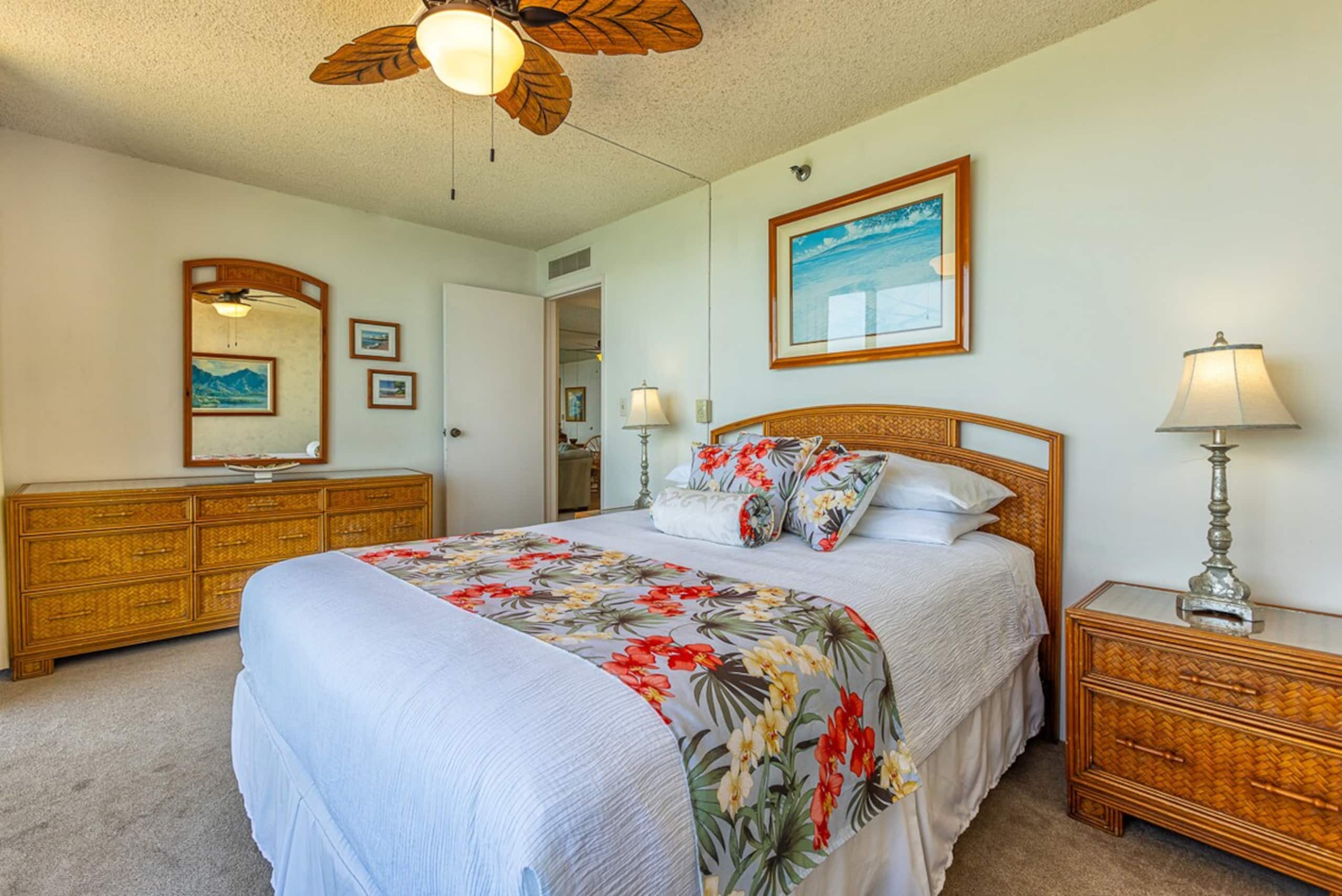 Oceanfront 1BR Kahana w/ whale views - Photo 16