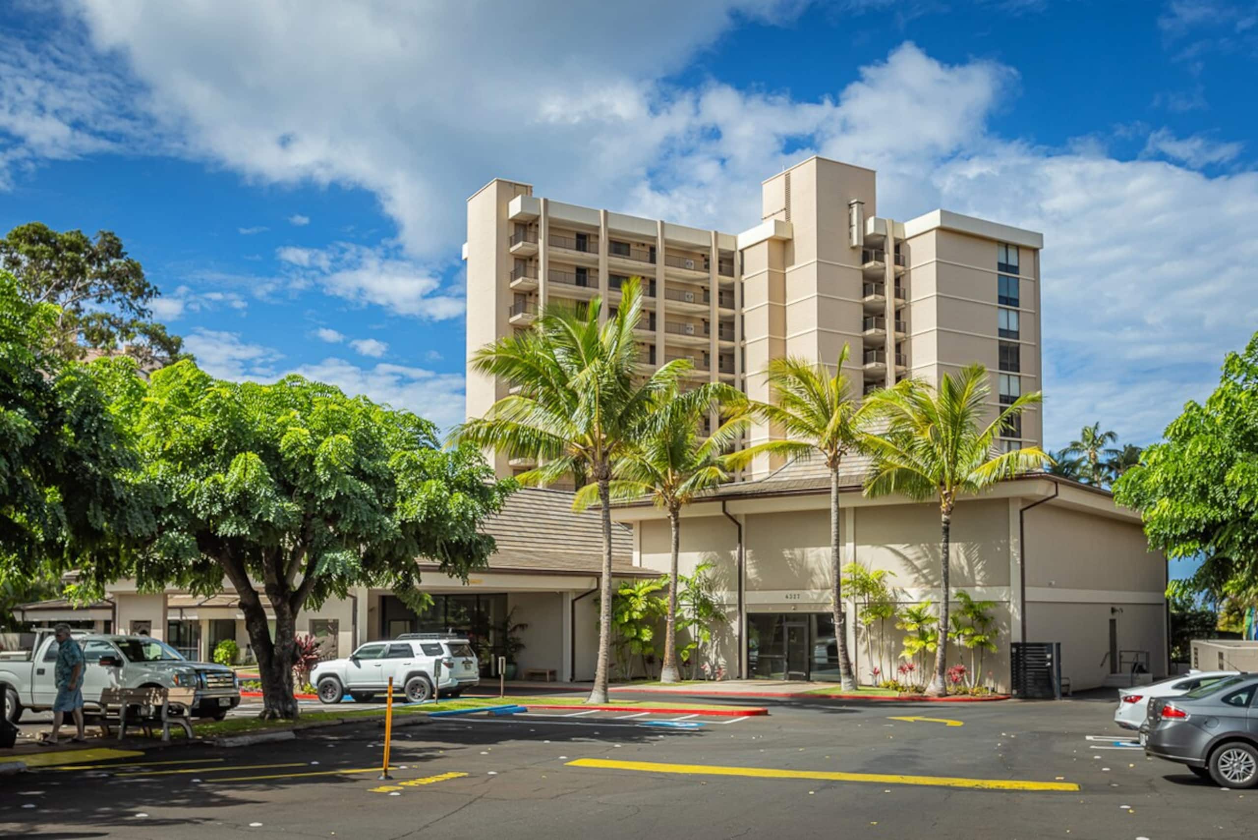 Oceanfront 1BR Kahana w/ whale views - Photo 38