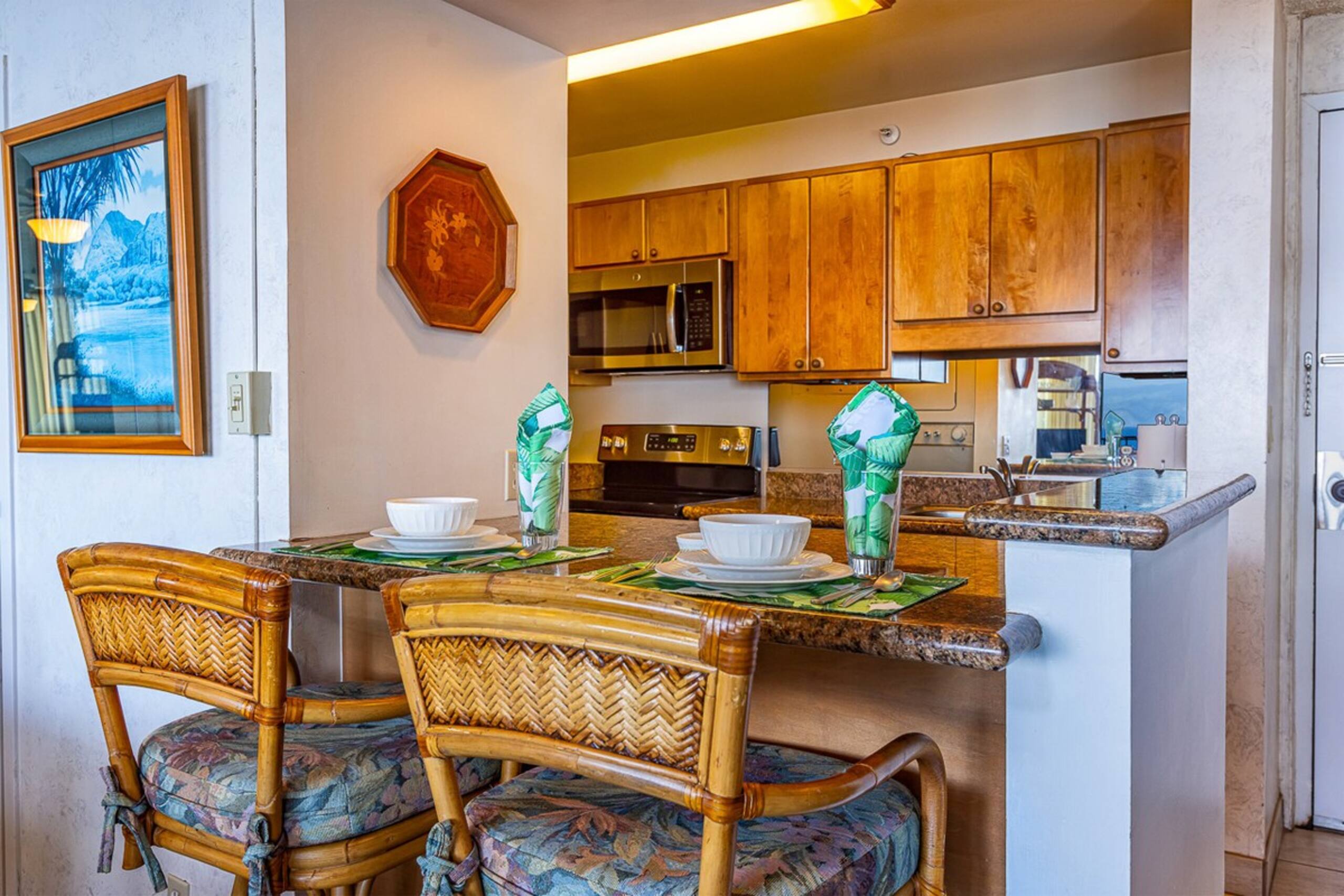 Oceanfront 1BR Kahana w/ whale views - Photo 10