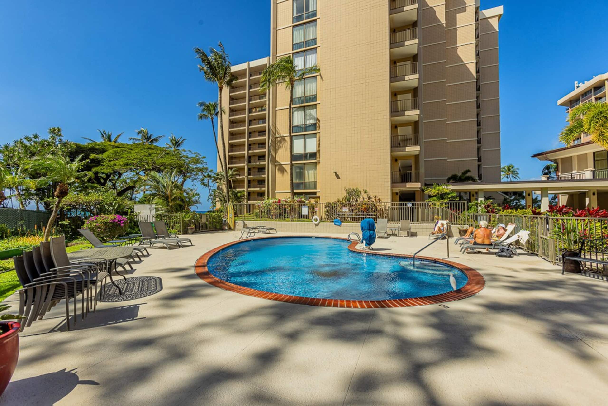 Oceanfront 1BR Kahana w/ whale views - Photo 25