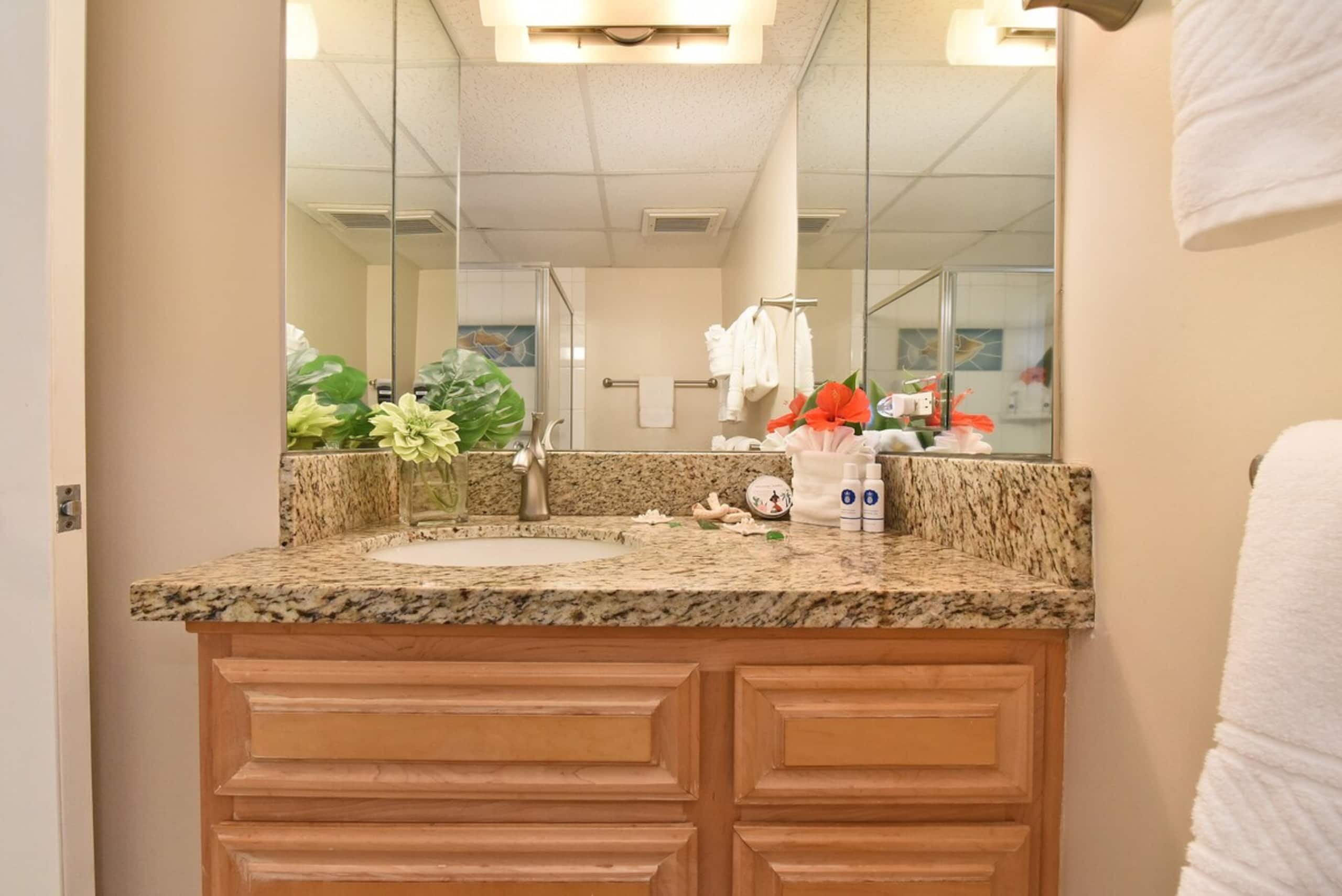 Maui Kai 206 Updated OceanFront Studio Pool AC - Photo 25