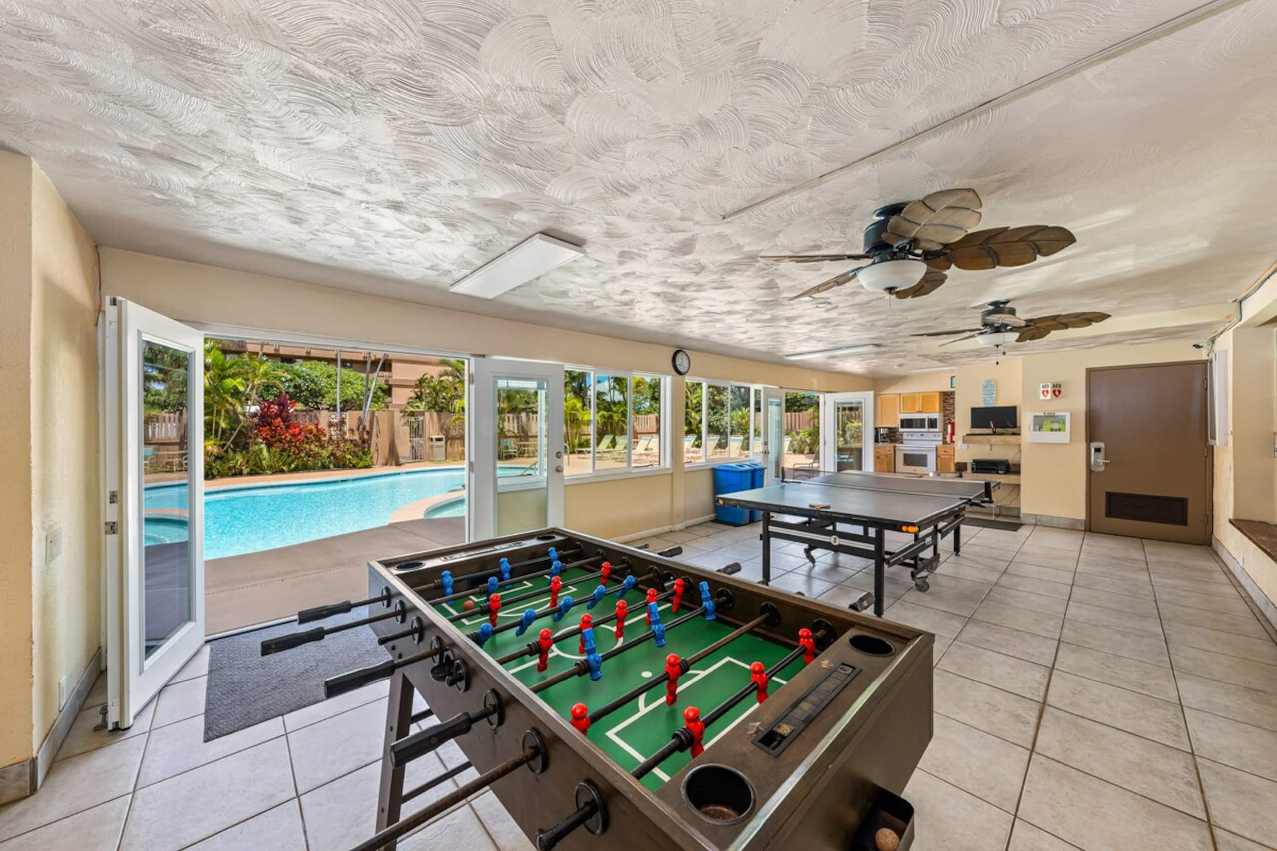 Maui Kai 206 Updated OceanFront Studio Pool AC - Photo 31