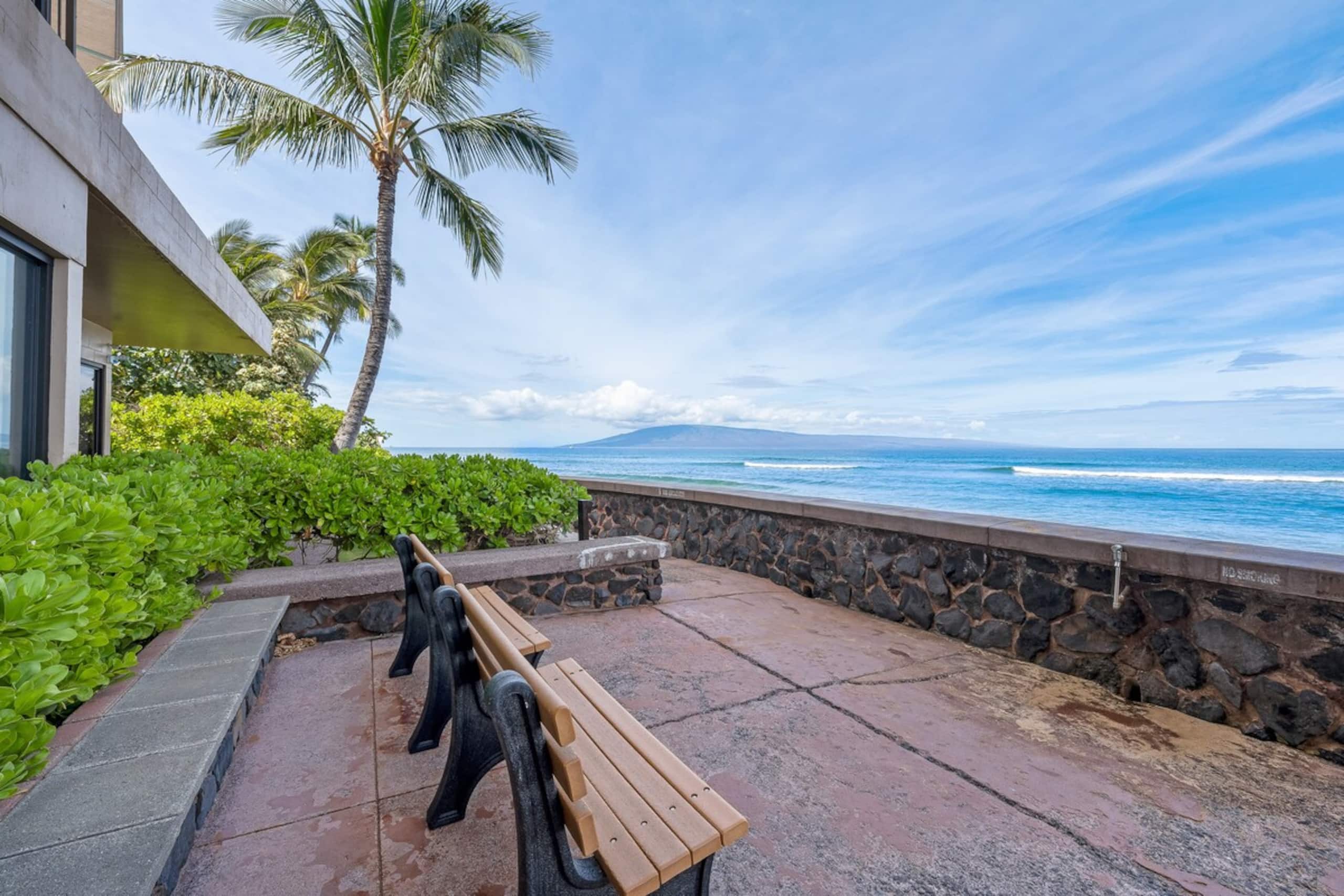 Maui Kai 206 Updated OceanFront Studio Pool AC - Photo 35