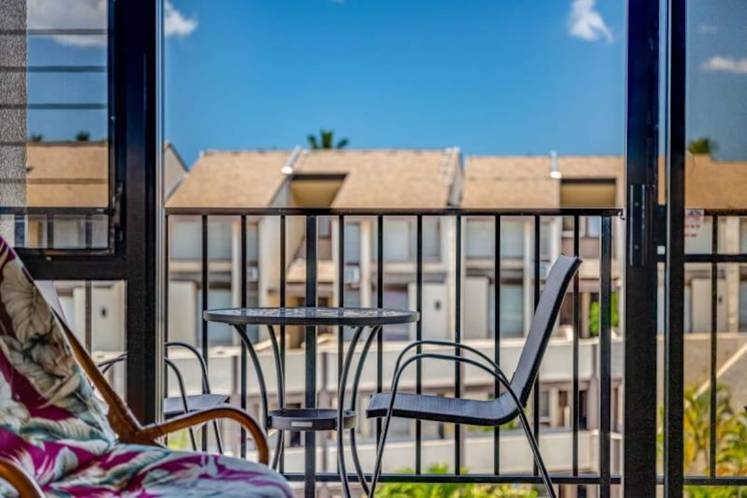 Island-Themed 2-Story w/Lanai & A/CKamaole Sands - Photo 24