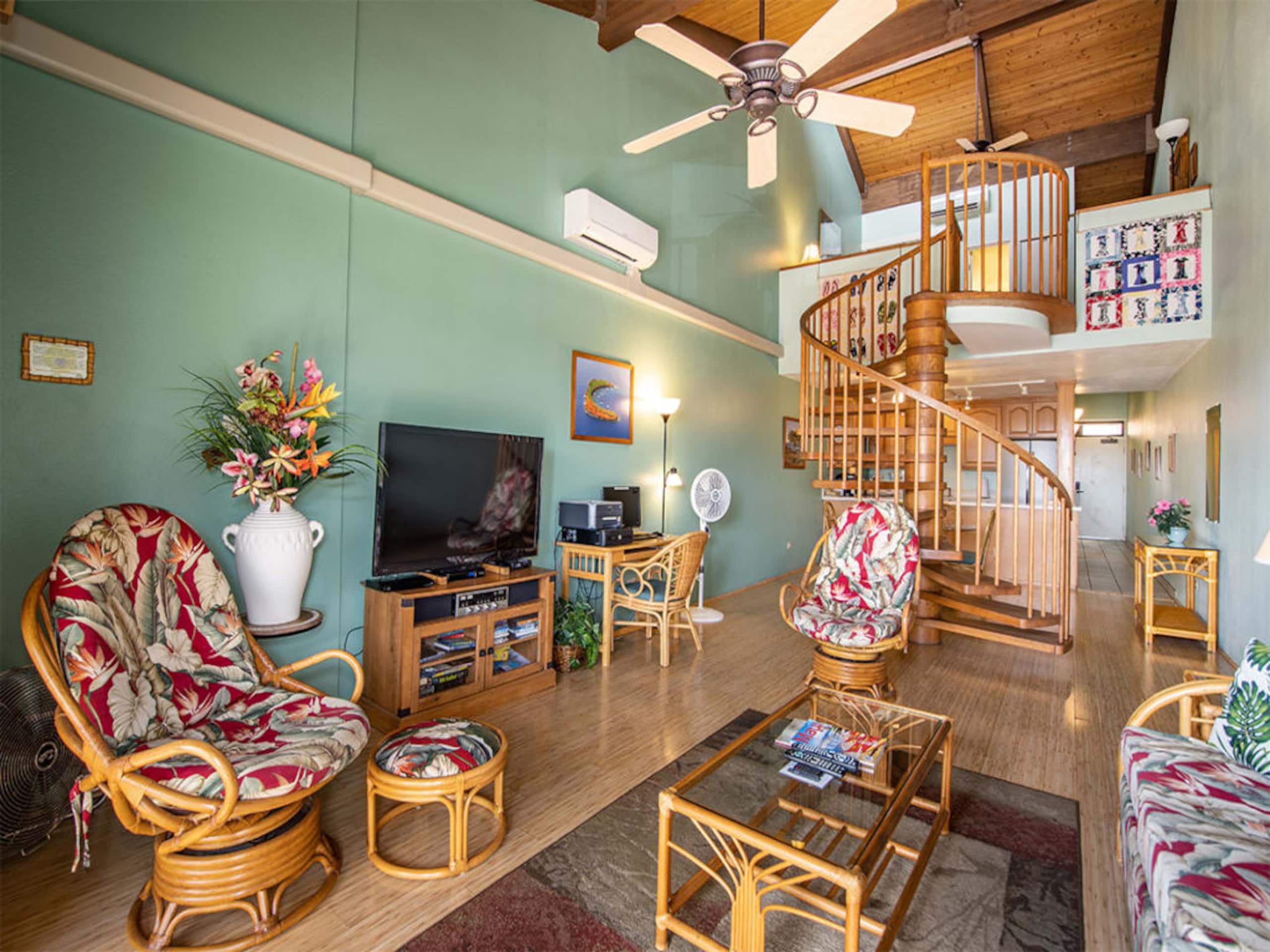 Island-Themed 2-Story w/Lanai & A/CKamaole Sands - Photo 50