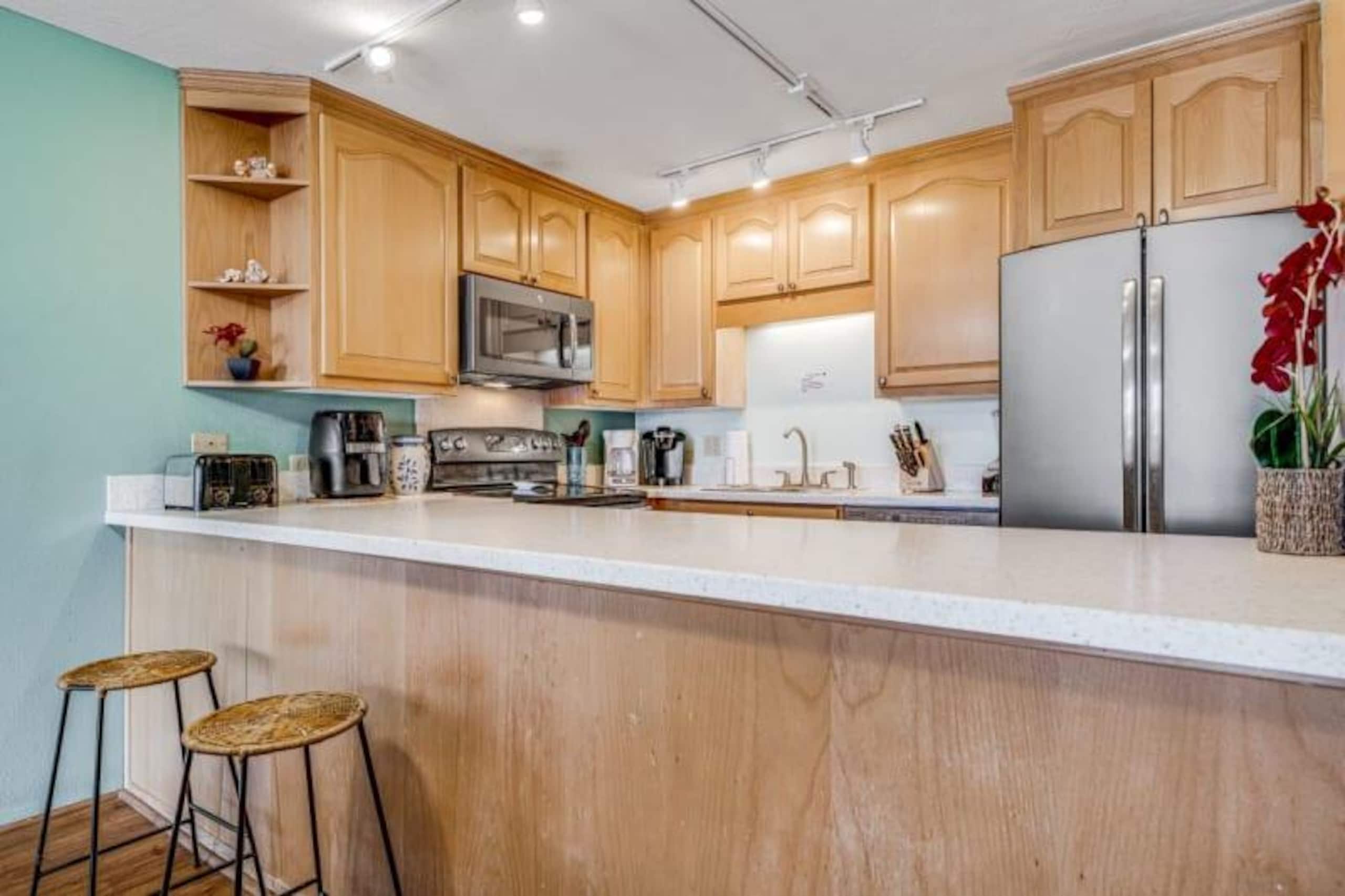 Island-Themed 2-Story w/Lanai & A/CKamaole Sands - Photo 10