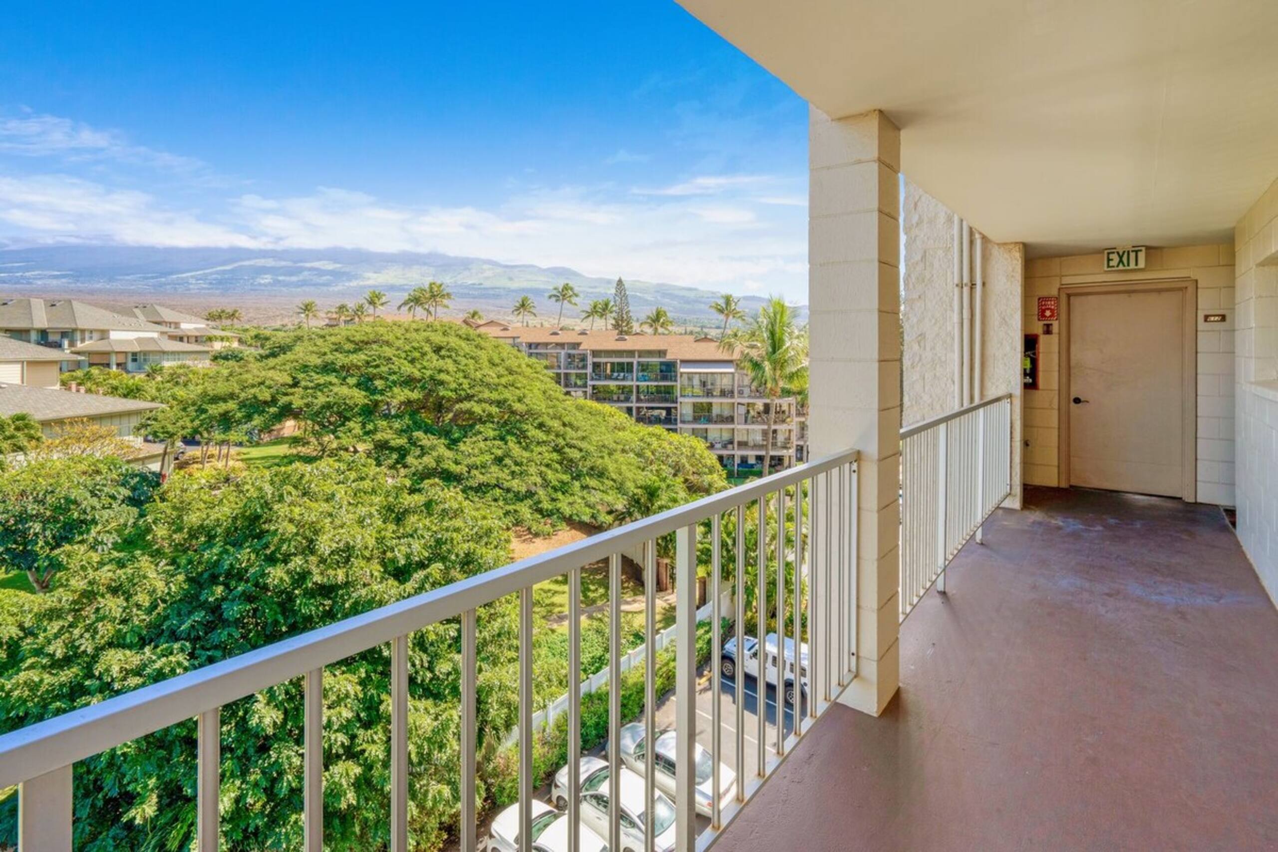 3 bedroom Oceanview Walk to Everything - KBR 612 - Photo 28
