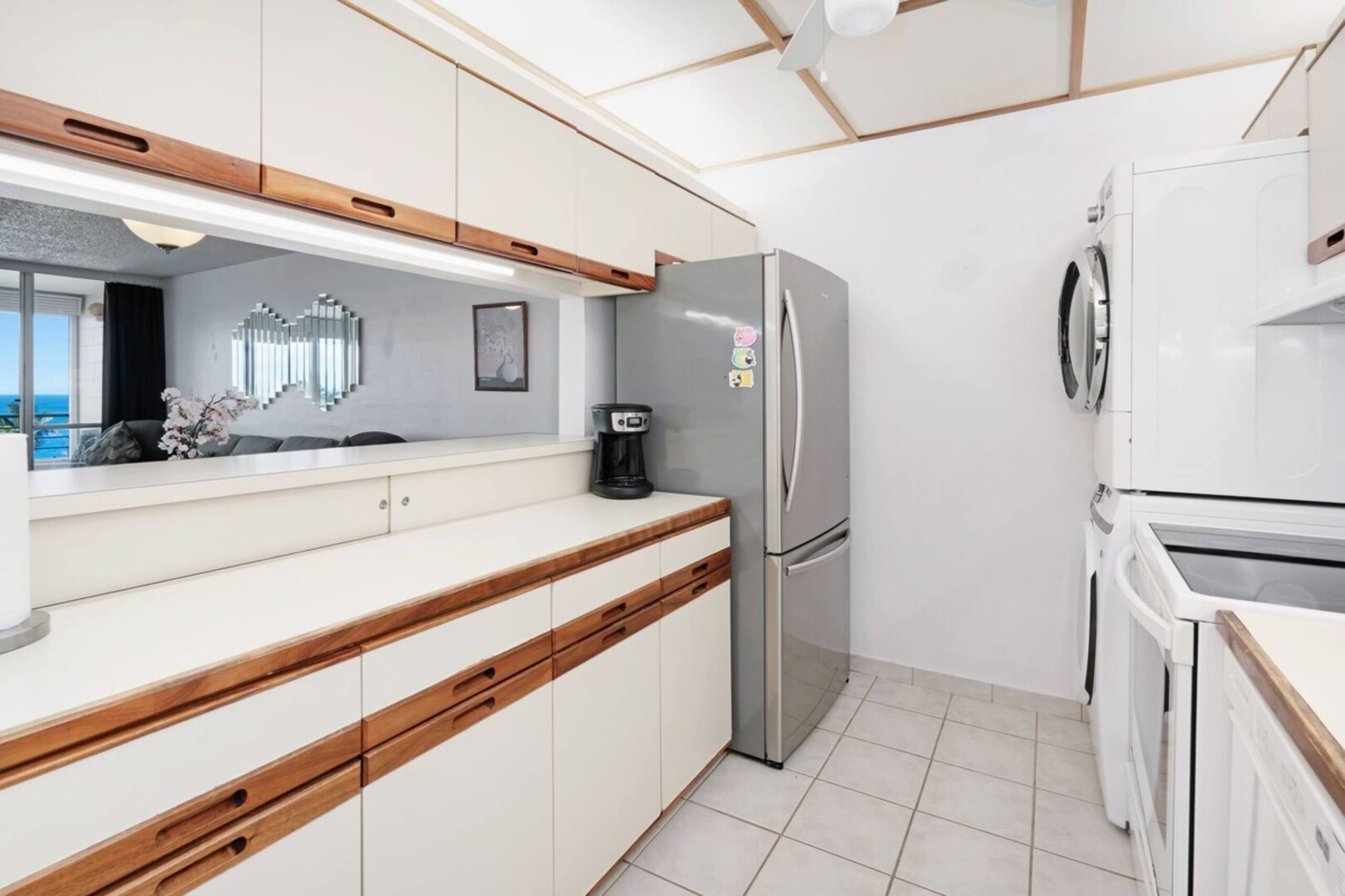 3 bedroom Oceanview Walk to Everything - KBR 612 - Photo 67