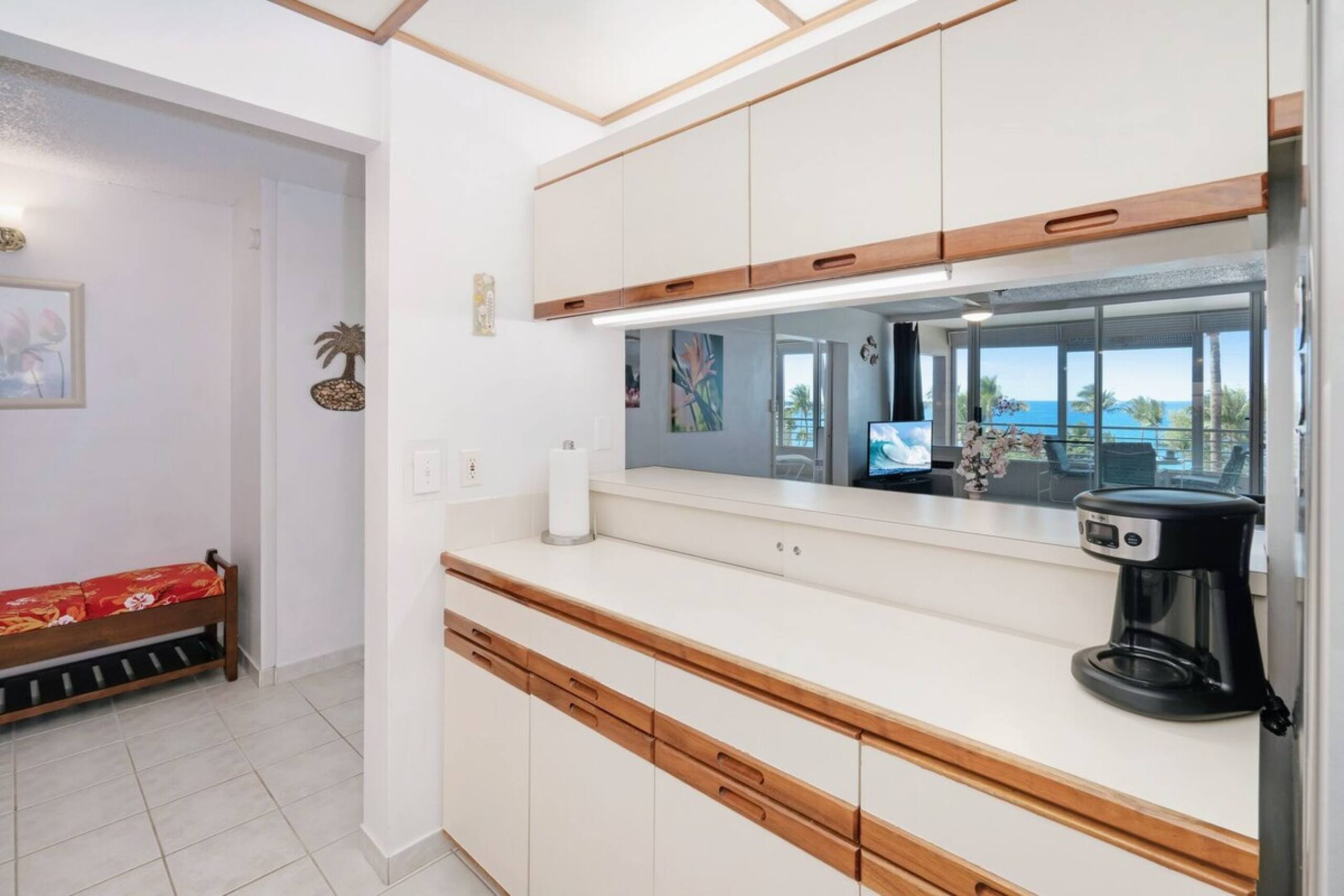 3 bedroom Oceanview Walk to Everything - KBR 612 - Photo 18