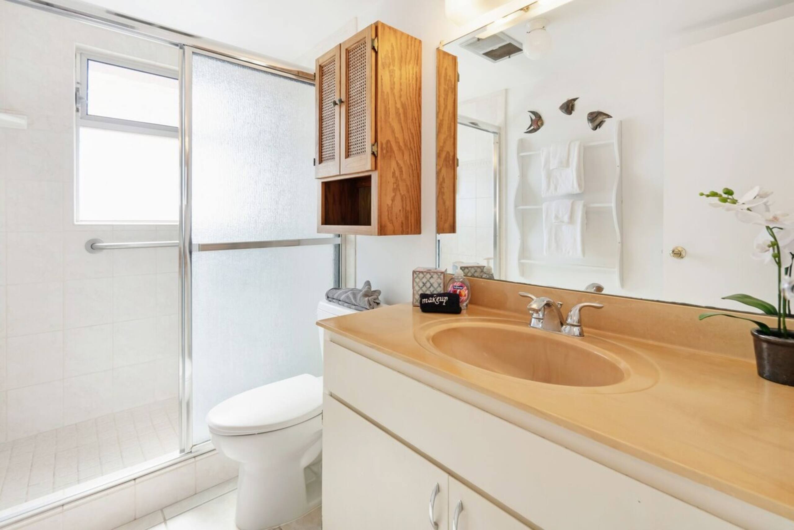 3 bedroom Oceanview Walk to Everything - KBR 612 - Photo 37