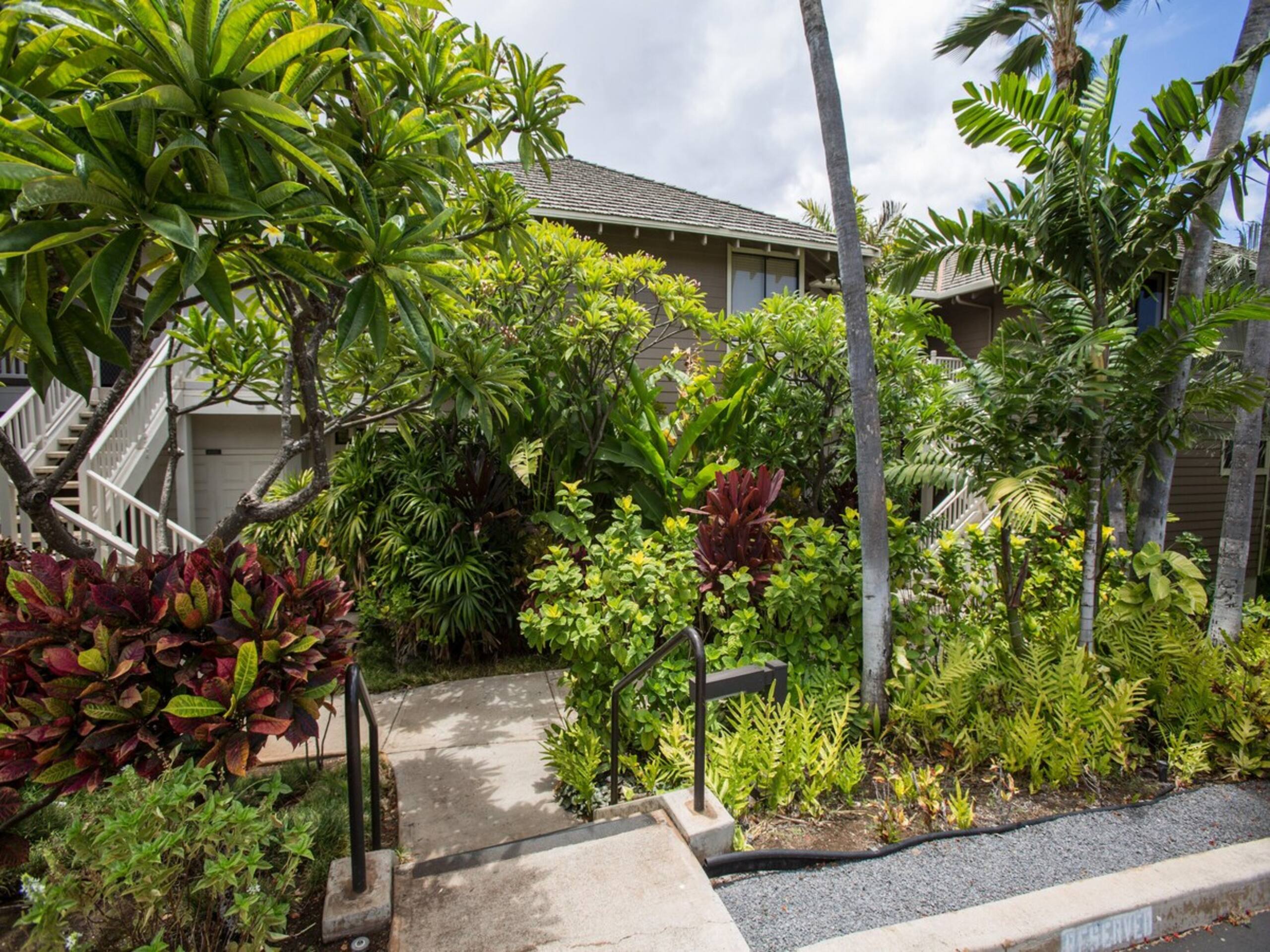Spacious Condo in Heart of Wailea - Photo 13