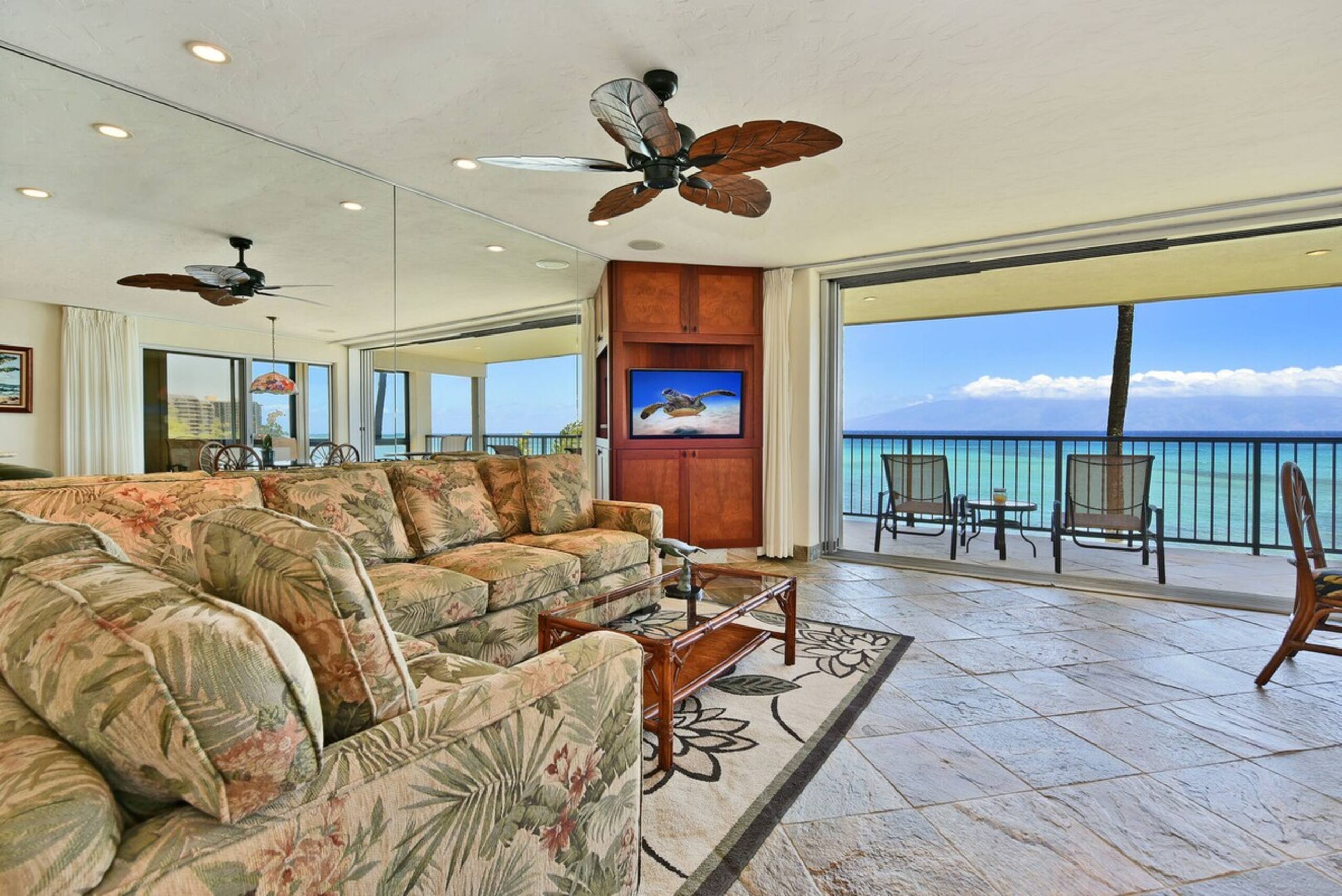 Beautiful updated 2bd condo, a sleek new finish - Photo 5