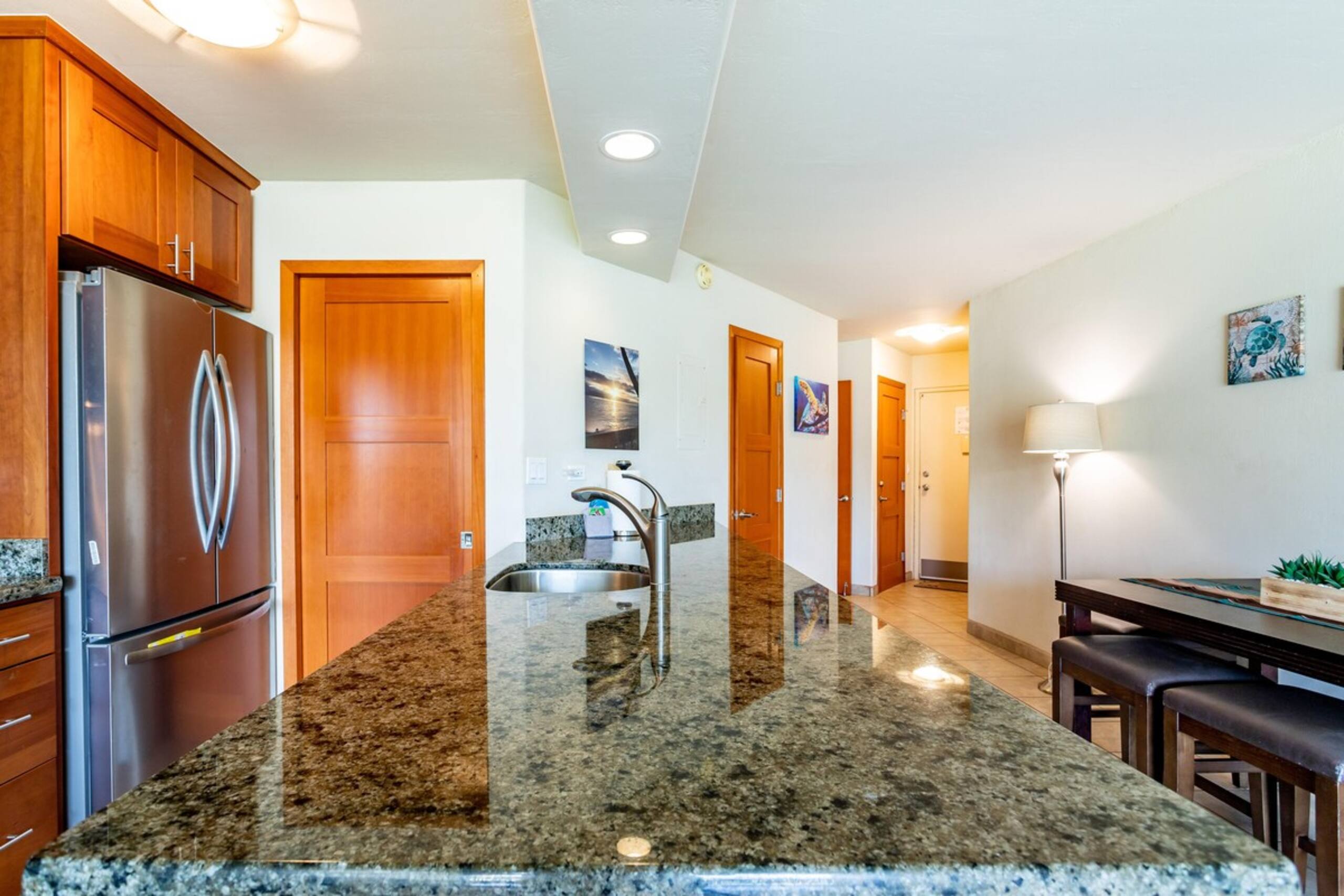 Beautiful Lanai Views, Oceanfront Complex W/ Large - Photo 7
