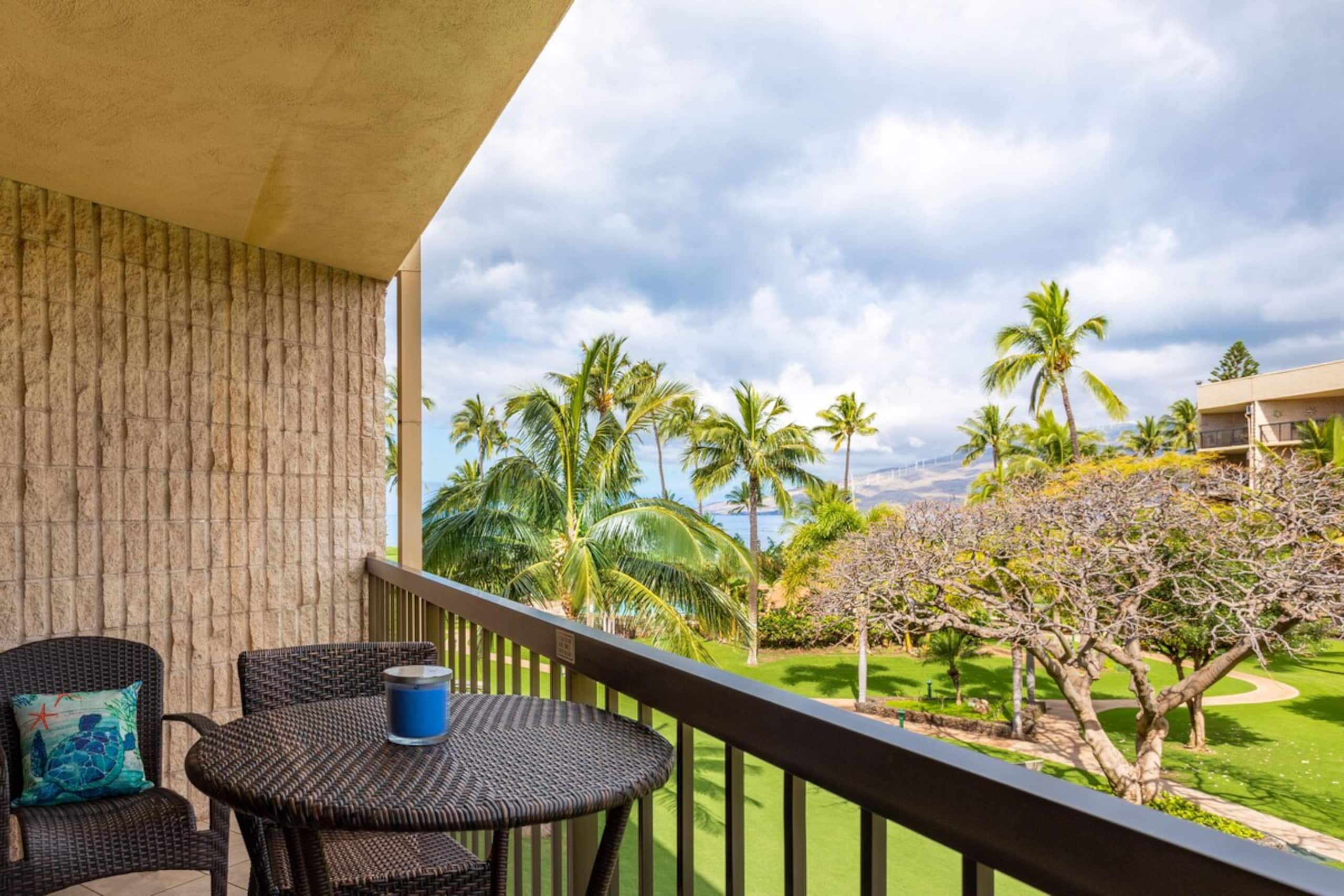 Beautiful Lanai Views, Oceanfront Complex W/ Large - Photo 24