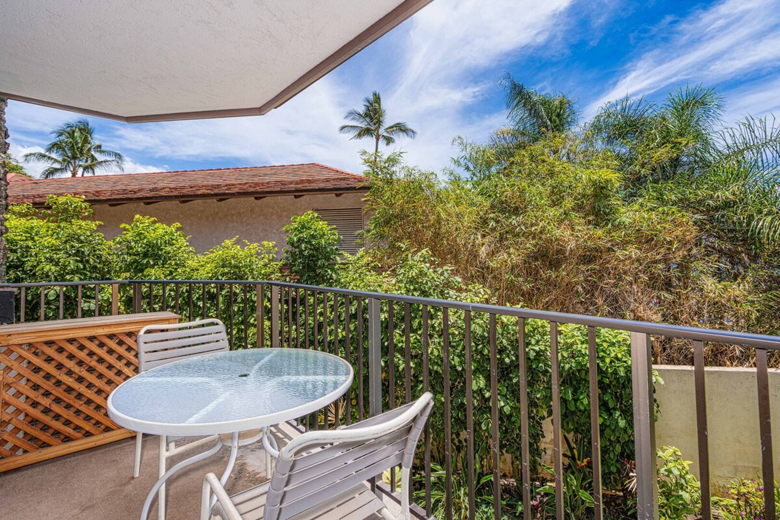 Hale Hui Kai 208, Renovated, Ocean View, Split AC - Photo 6