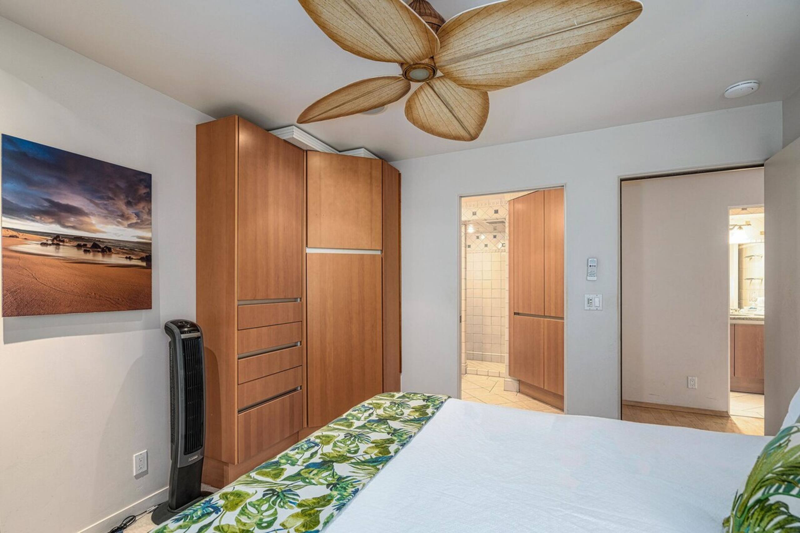 Hale Hui Kai 208, Renovated, Ocean View, Split AC - Photo 15
