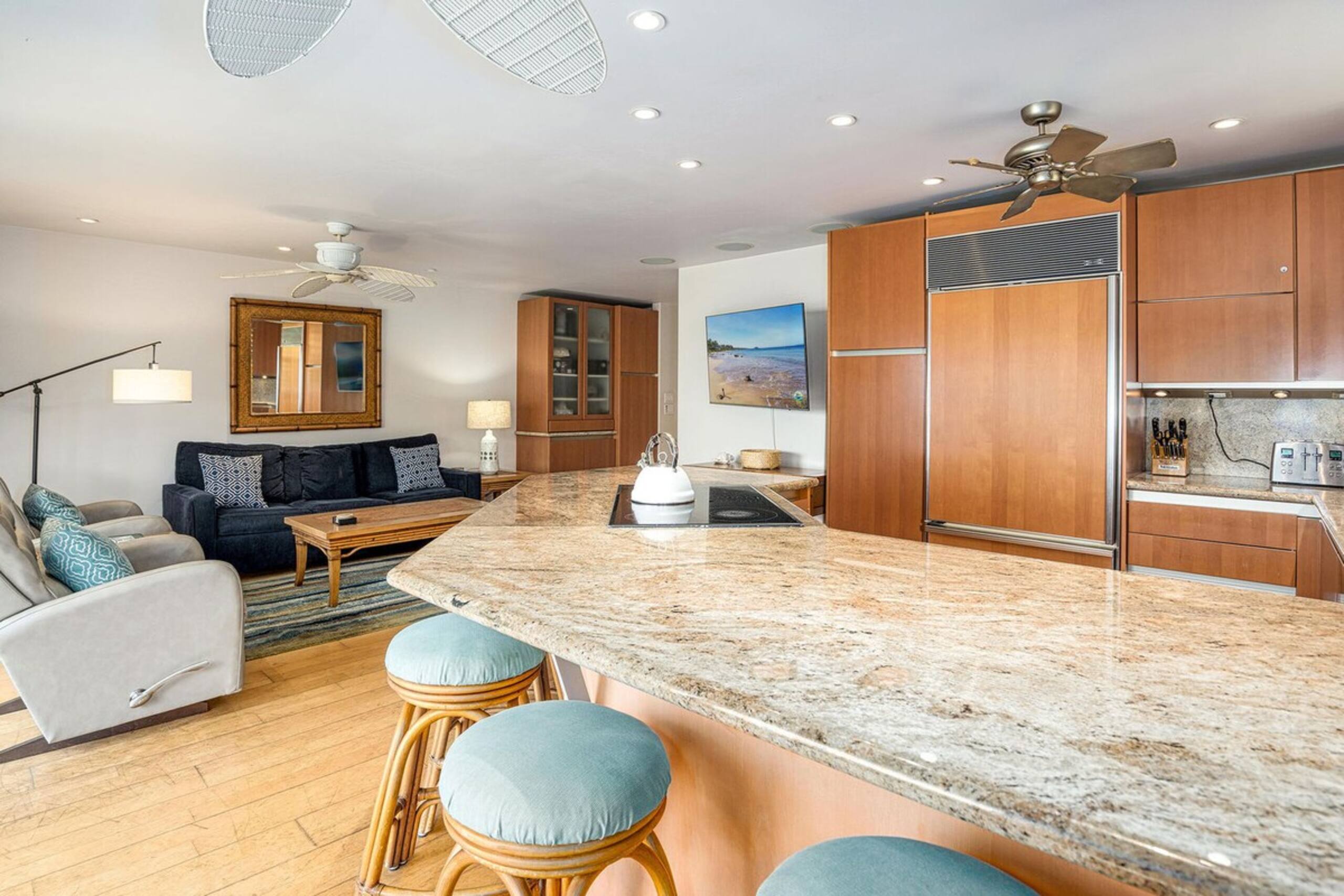Hale Hui Kai 208, Renovated, Ocean View, Split AC - Photo 8