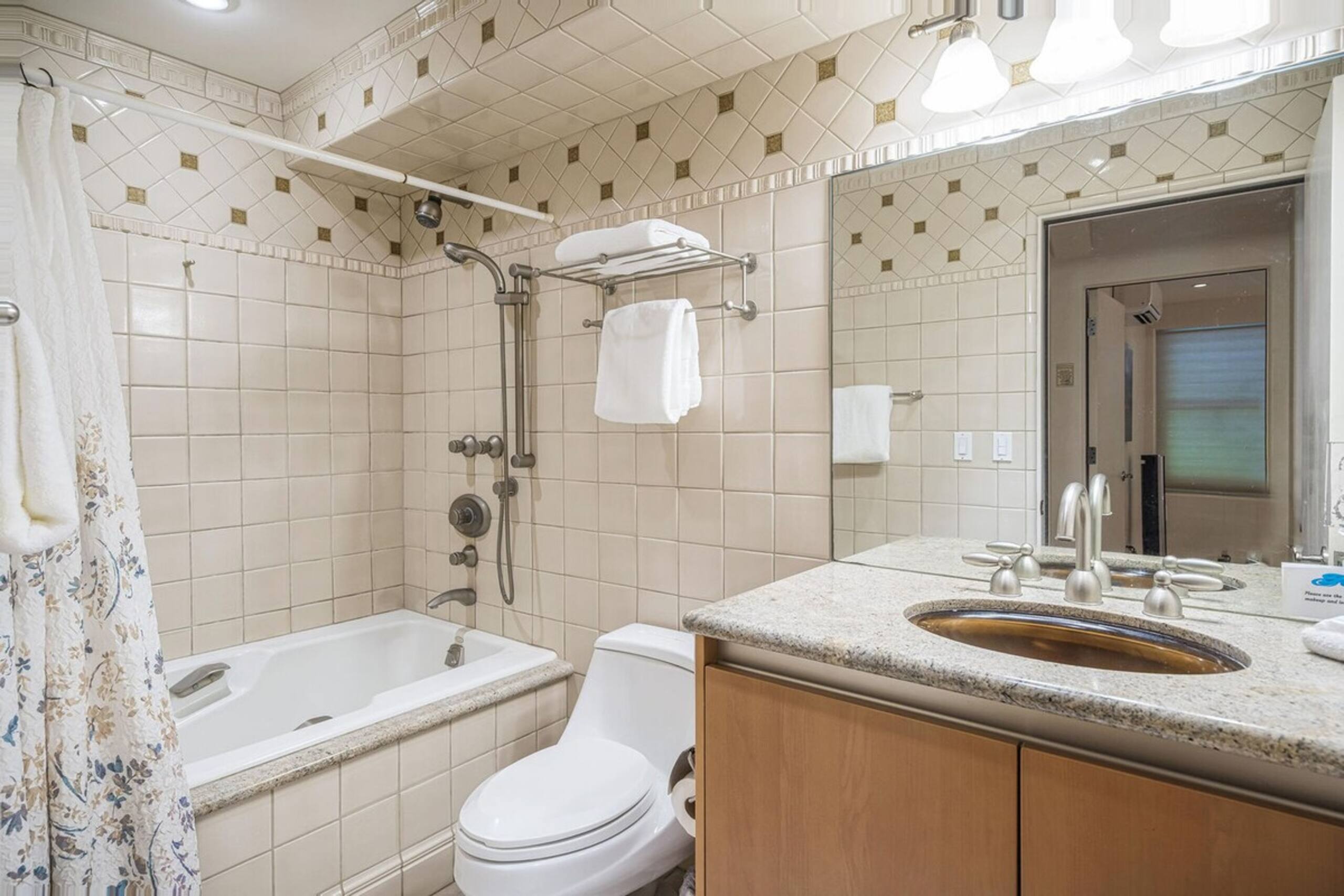 Hale Hui Kai 208, Renovated, Ocean View, Split AC - Photo 21