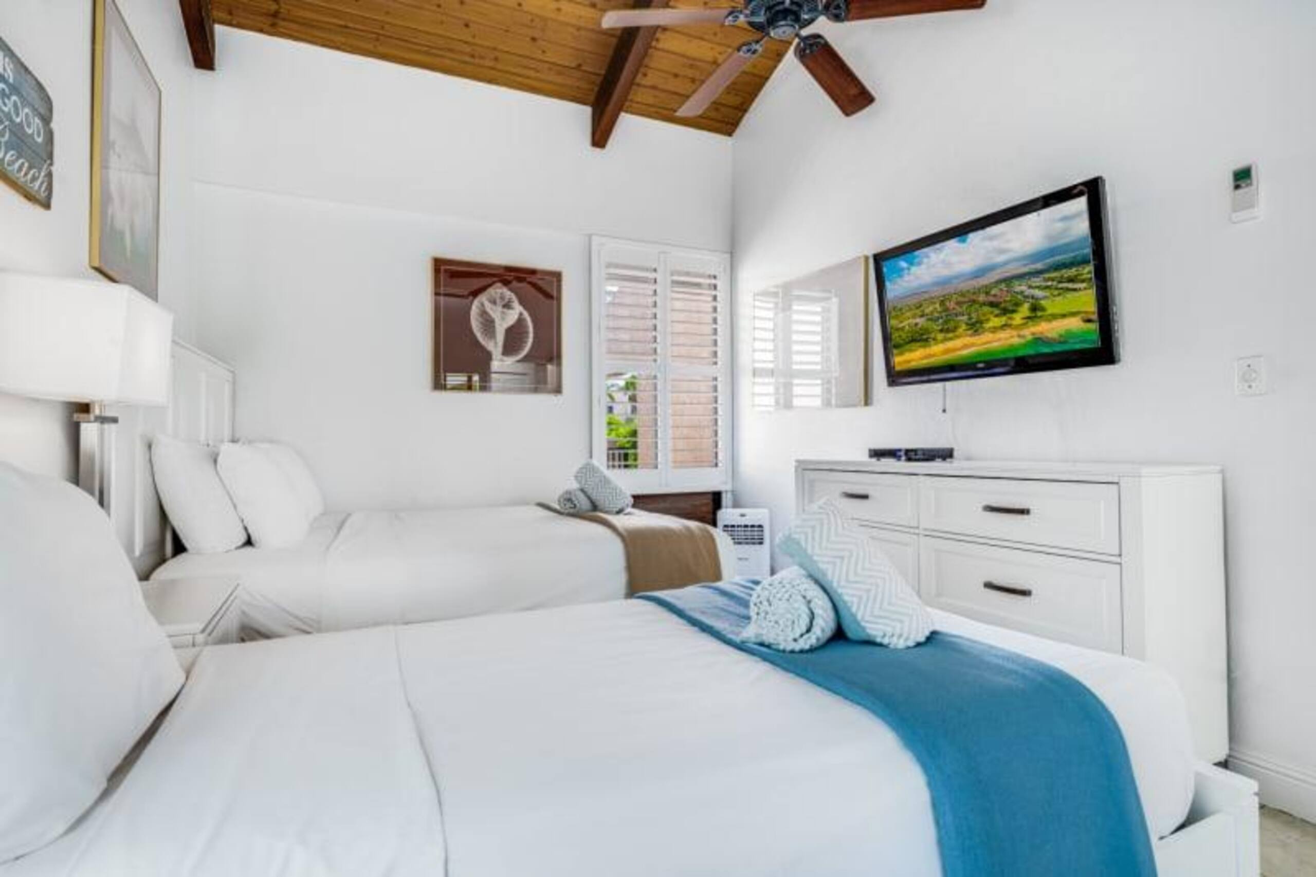 2 Bedroom Partial Ocean View -Kamaole Sands 1402 - Photo 8