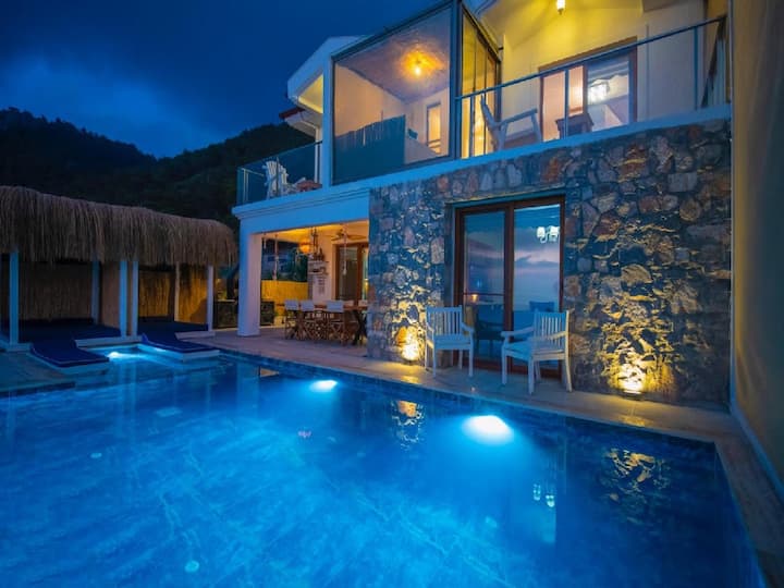 Fethiye Faralya Da ÖZel Havuzlu Müstakil Villa - Faralya