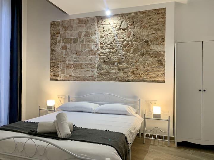 Homenfun Vila Badalona - Badalona