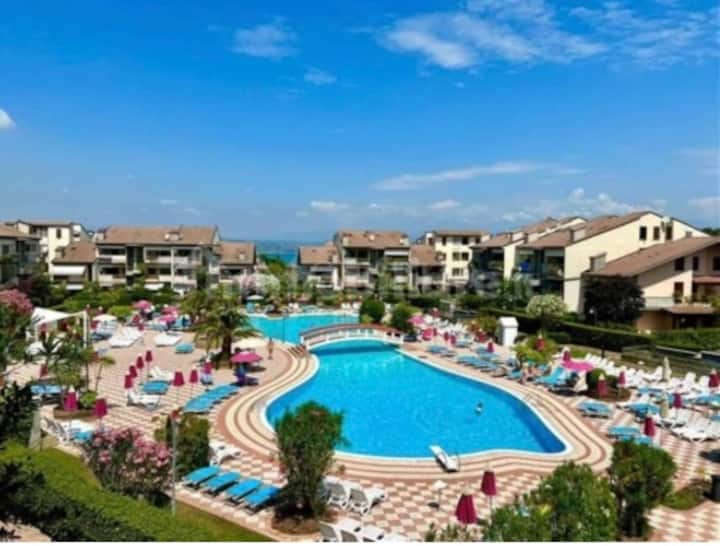 Oasi Di Relax, Sole E Piscine, Ideale X Famiglie. - Desenzano del Garda
