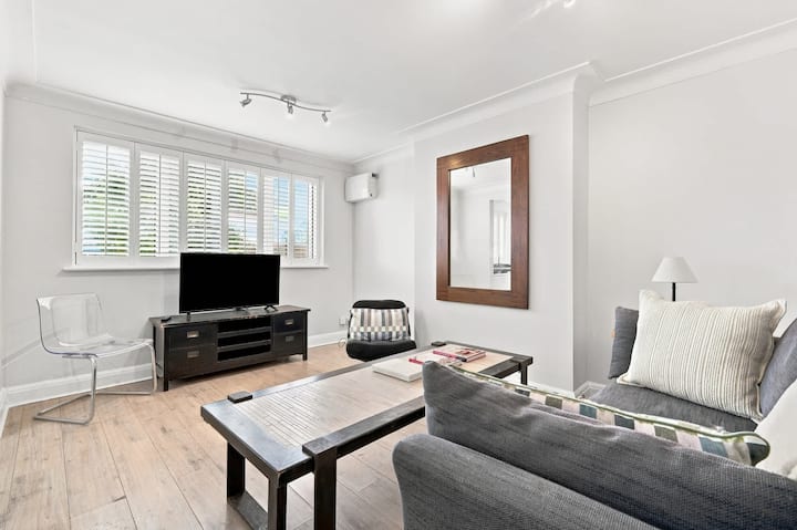 2-bedroom Apartment | Open Plan | Parking - Brentwood