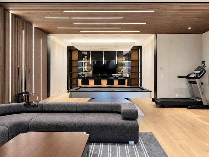 Modern Burnaby Home - Burnaby