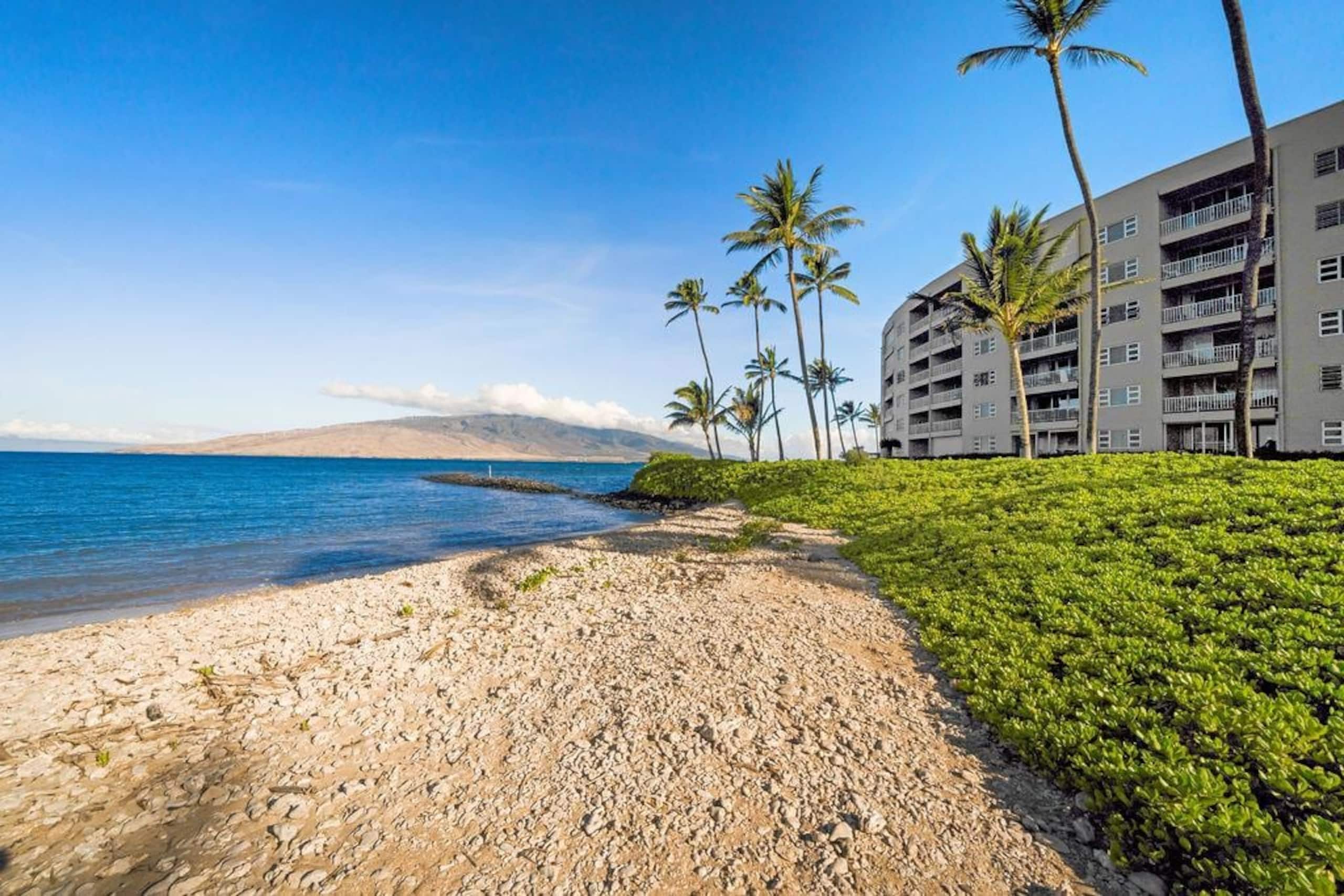3BD Oceanfront Views I Menehune Shores 414 - Photo 16