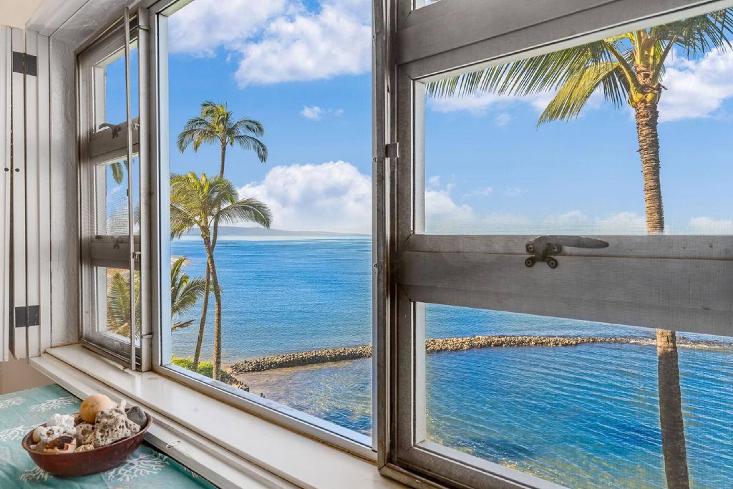 3BD Oceanfront Views I Menehune Shores 414 - Photo 43