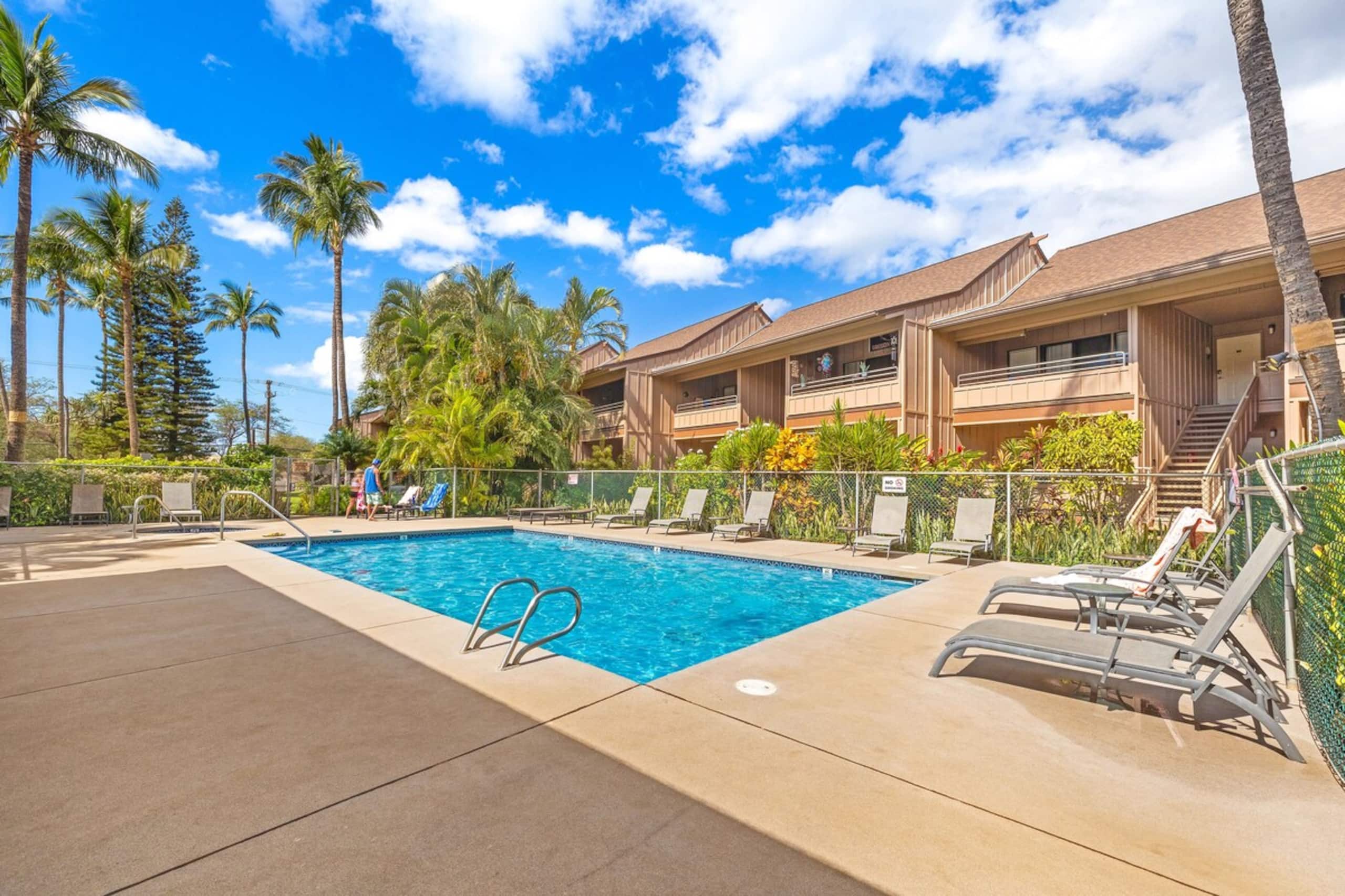 Great condo steps away from beach - Photo 43
