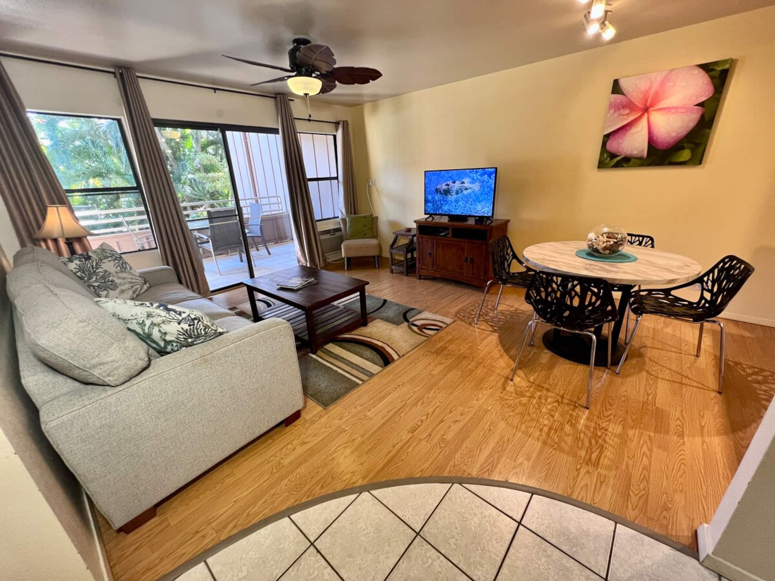 Great condo steps away from beach - Photo 2