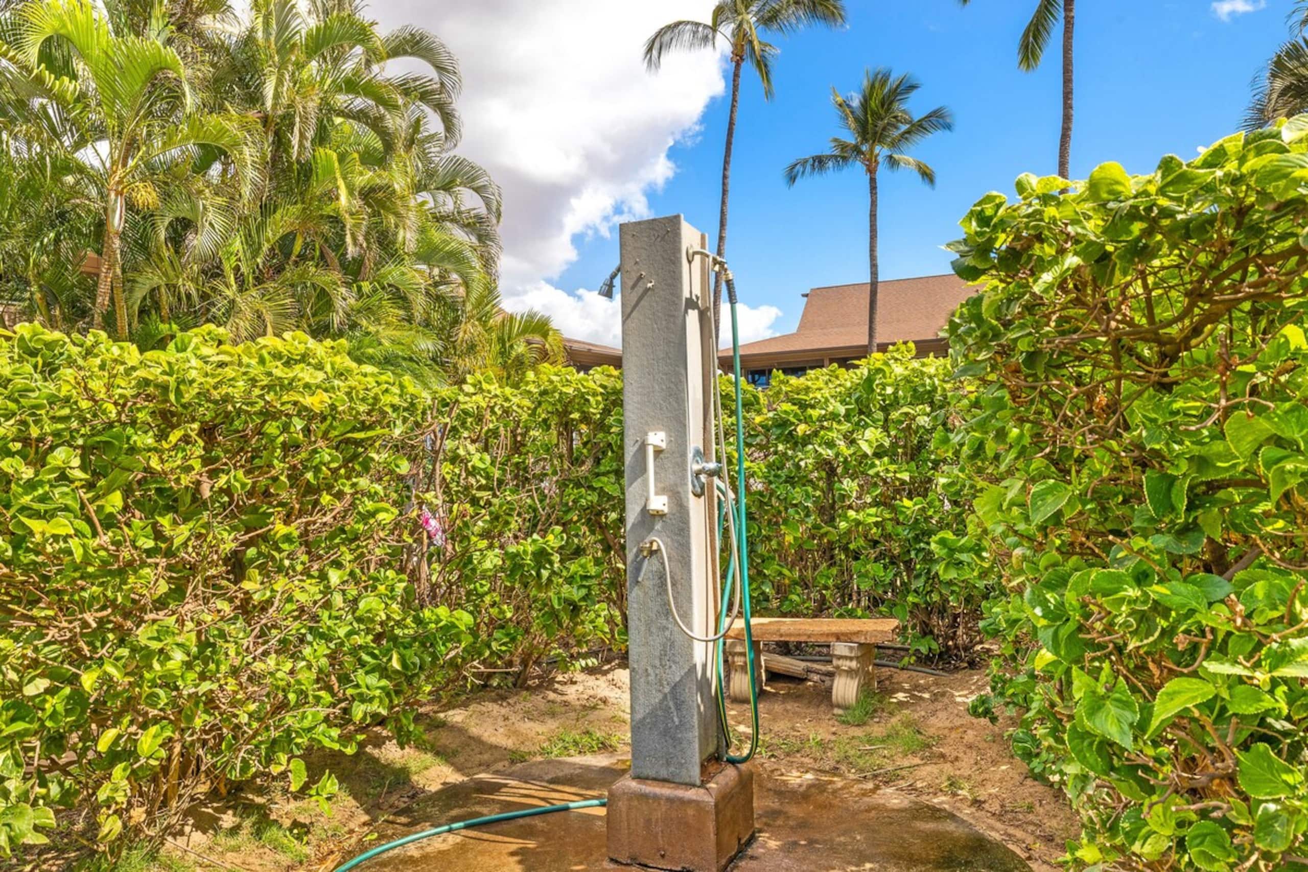 Great condo steps away from beach - Photo 37