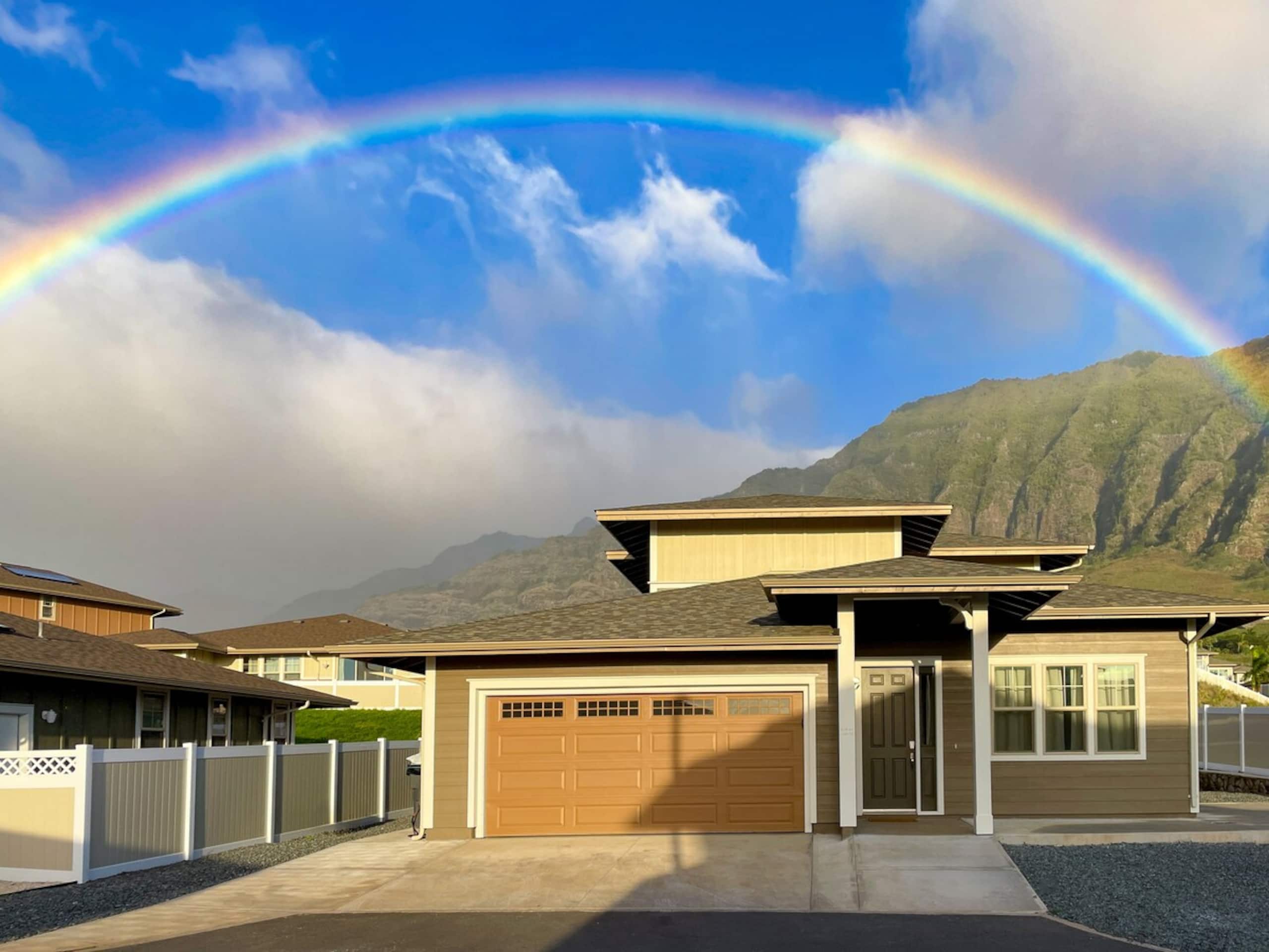 Makaha Villa by AvantStay, Mountain + Ocean Views - Photo 48