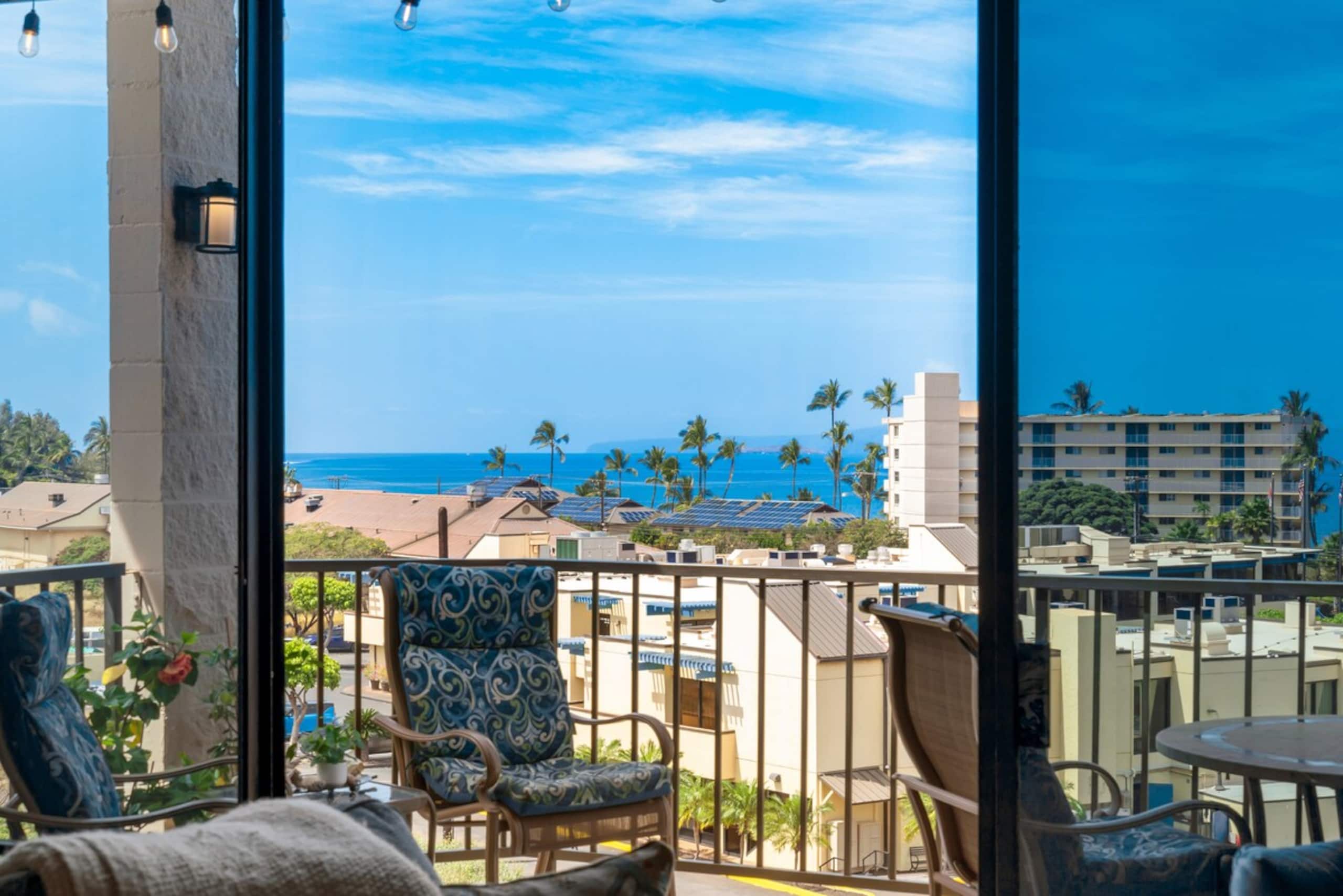 Kihei Alii Kai Front Row Penthouse, Walk to Beach - Photo 19