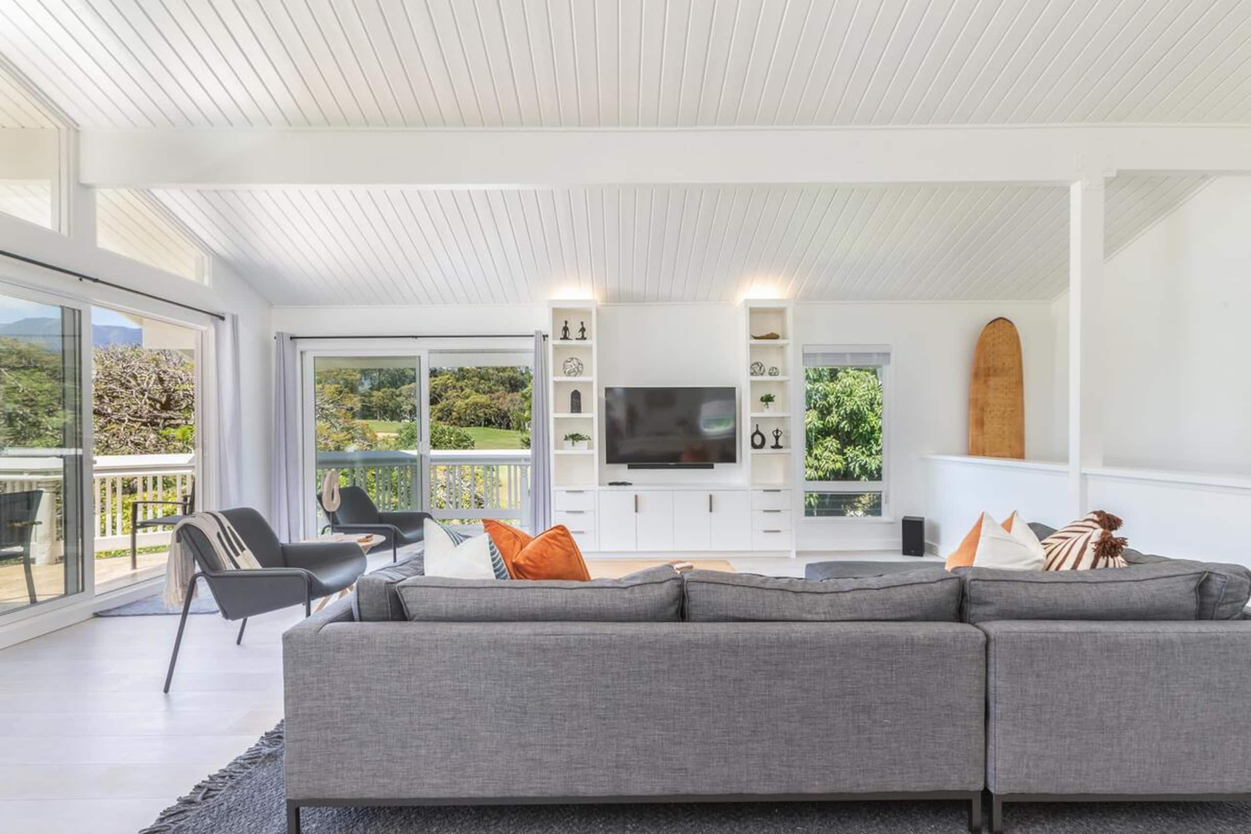 Modern Home on Golf Course, Walk to Tennis, Golf - Photo 11
